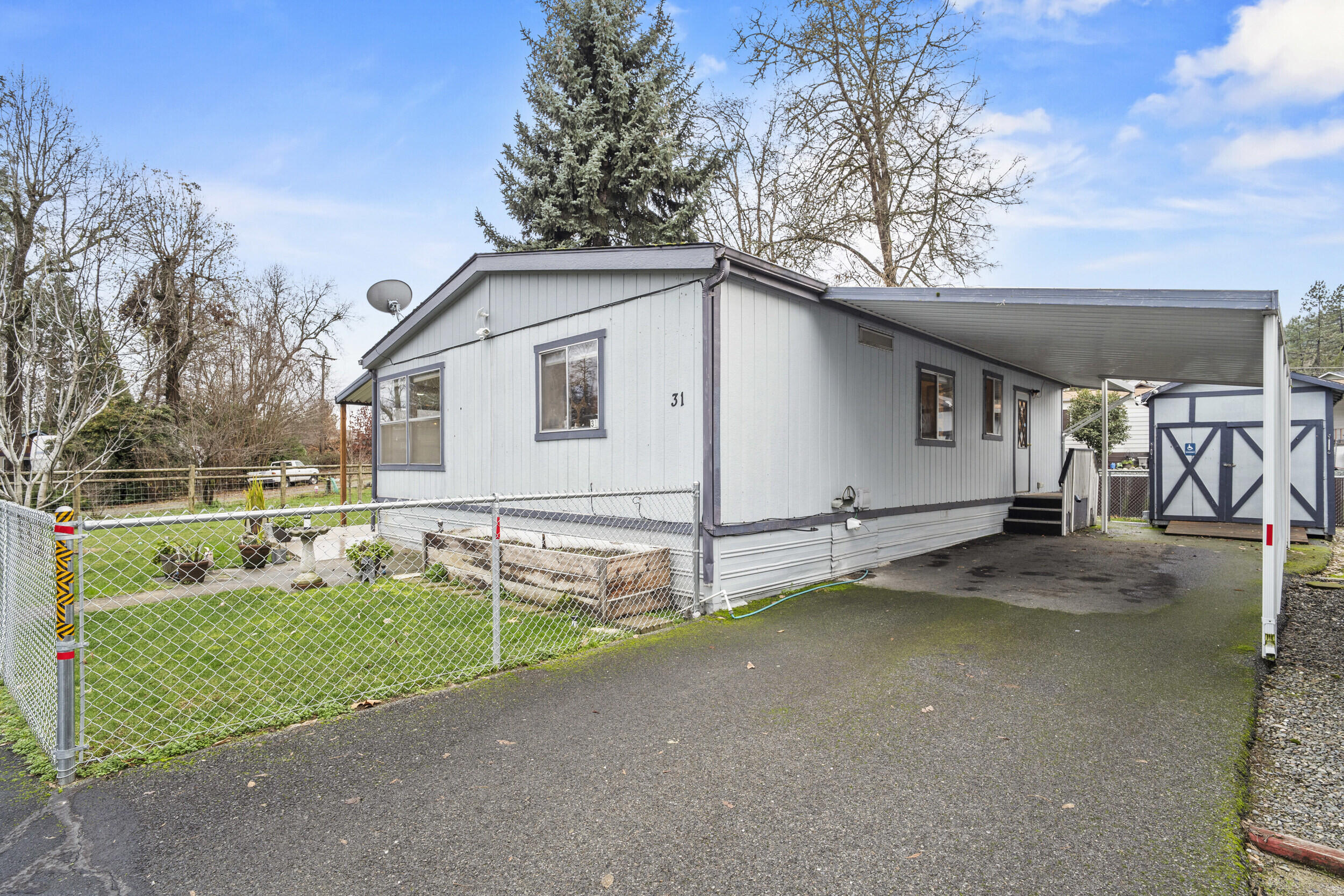 2325 NW Highland Avenue, 31