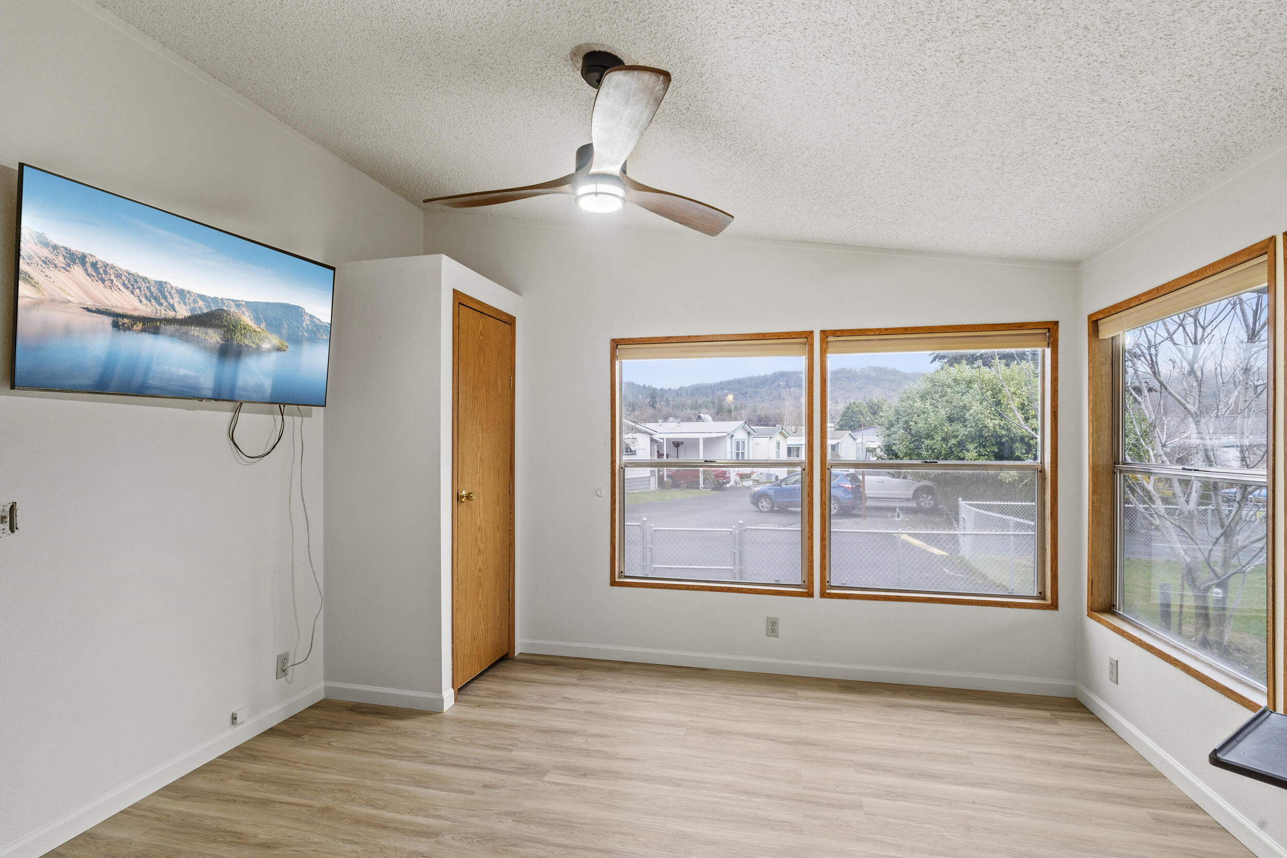 2325 NW Highland Avenue, 31