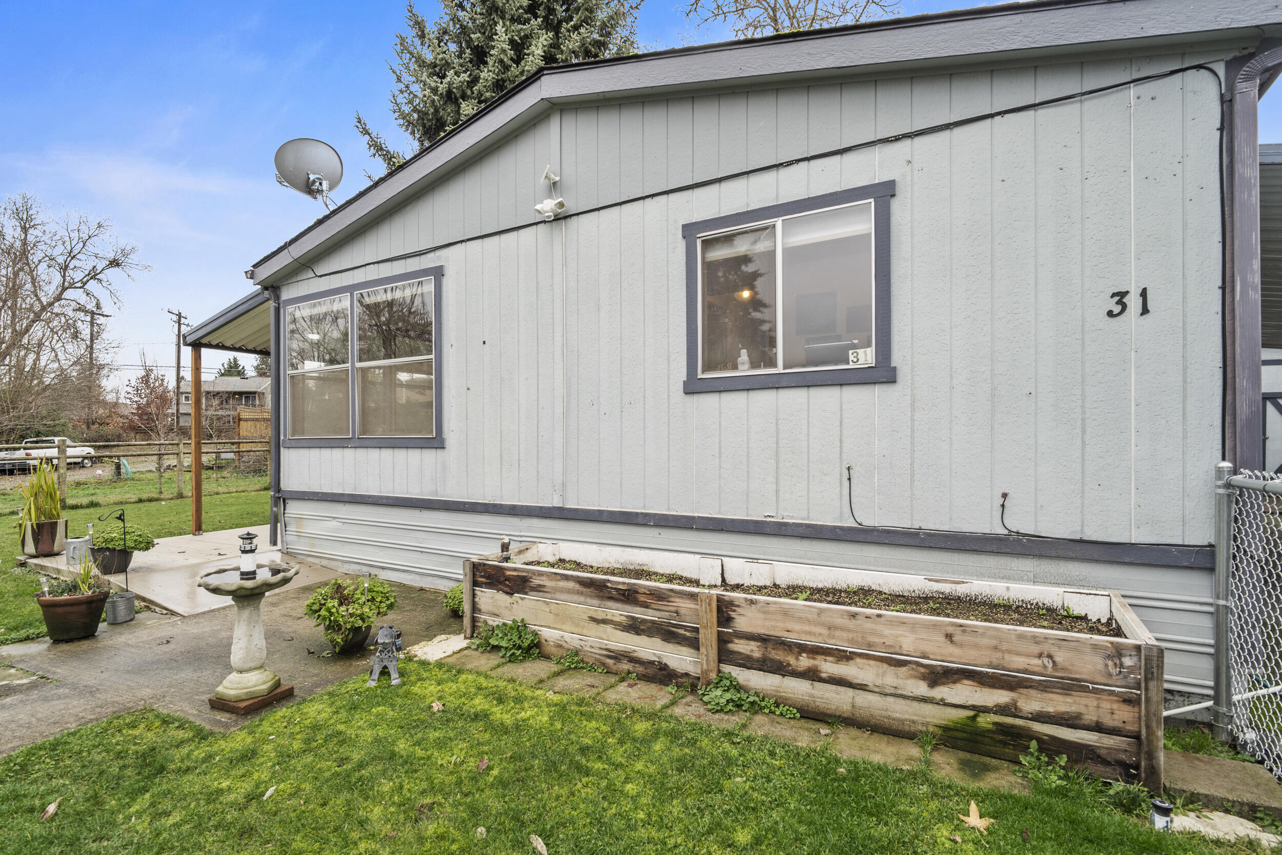 2325 NW Highland Avenue, 31