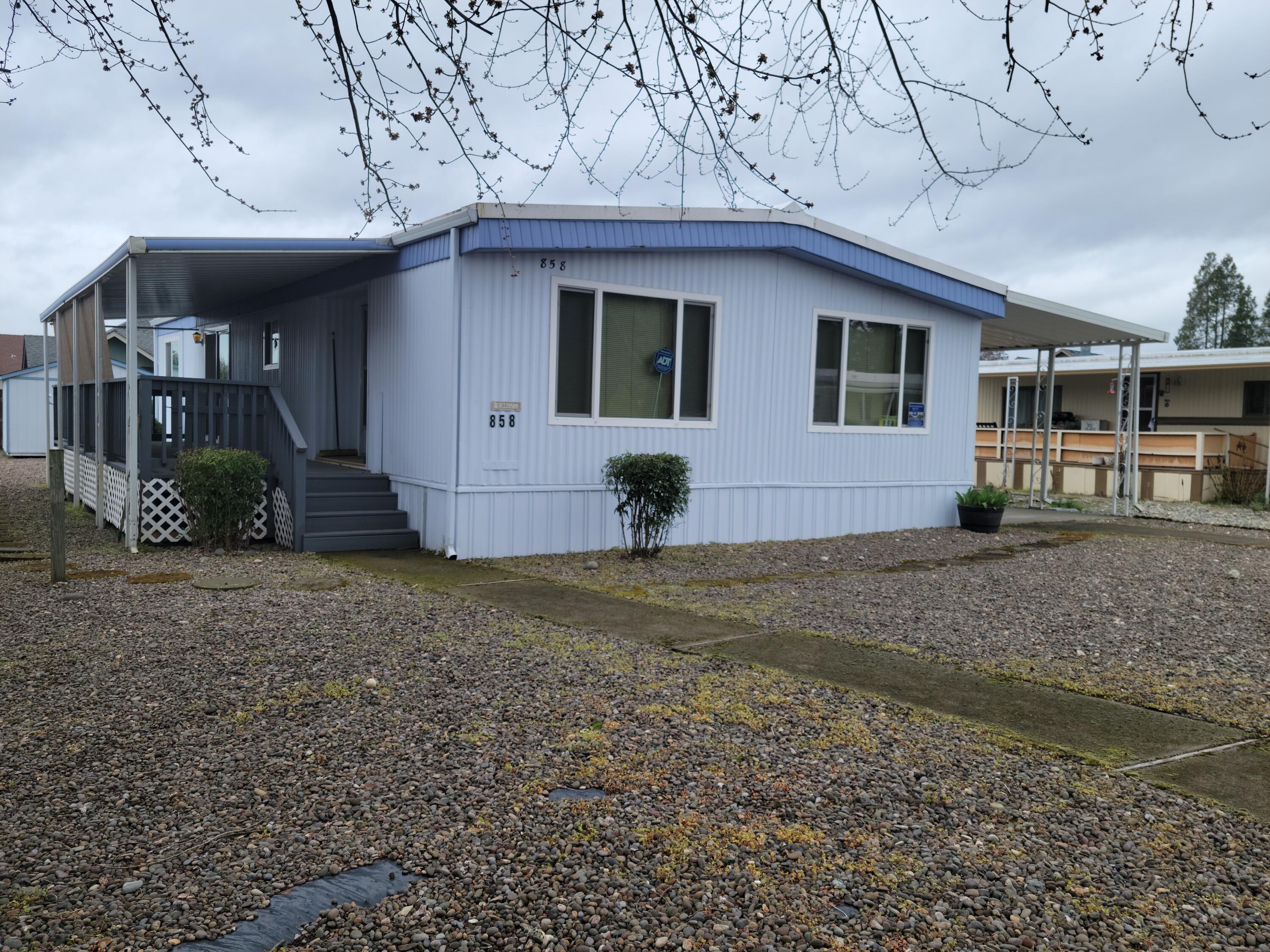 858 Roguelea Lane