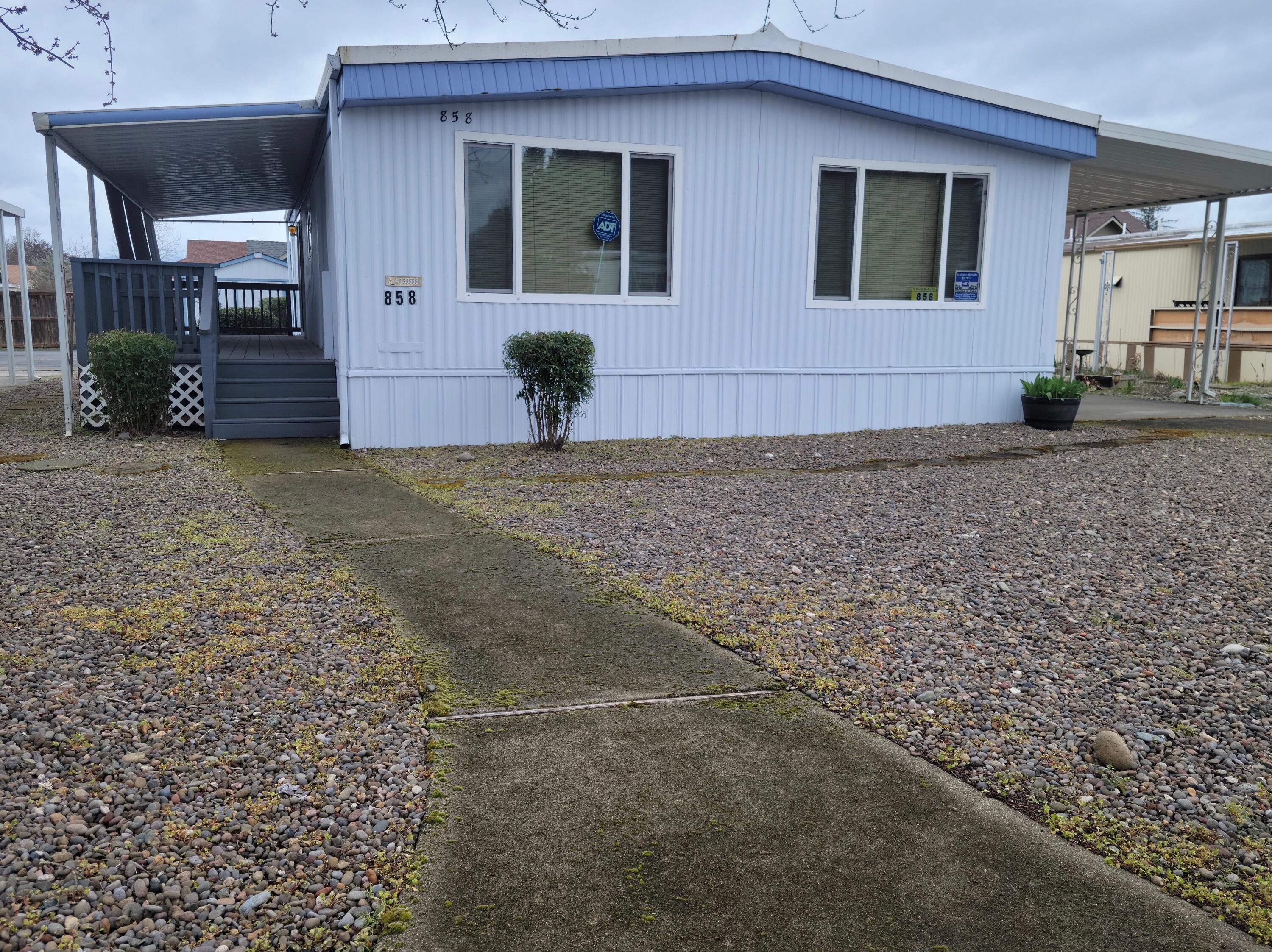 858 Roguelea Lane