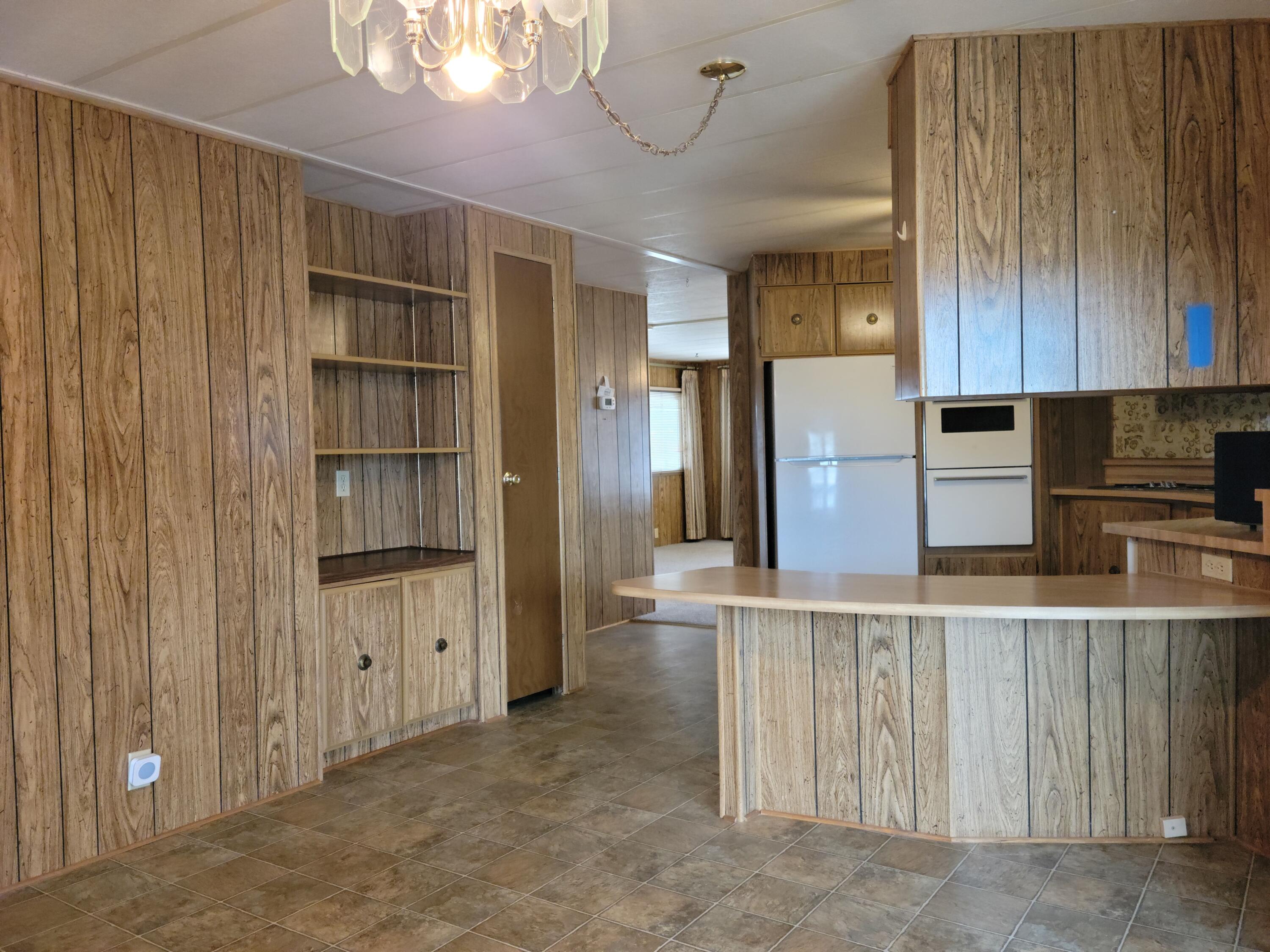 858 Roguelea Lane