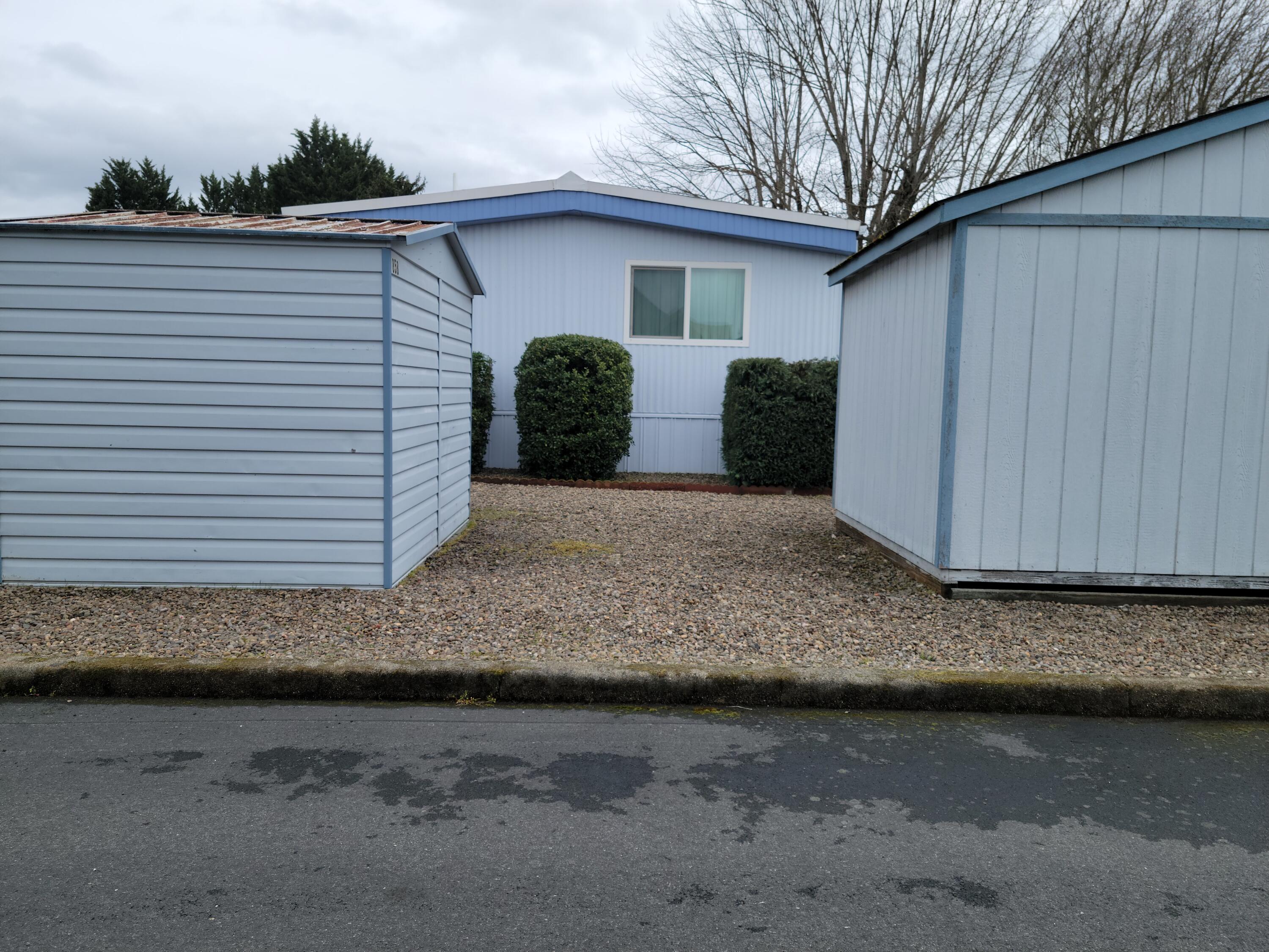 858 Roguelea Lane