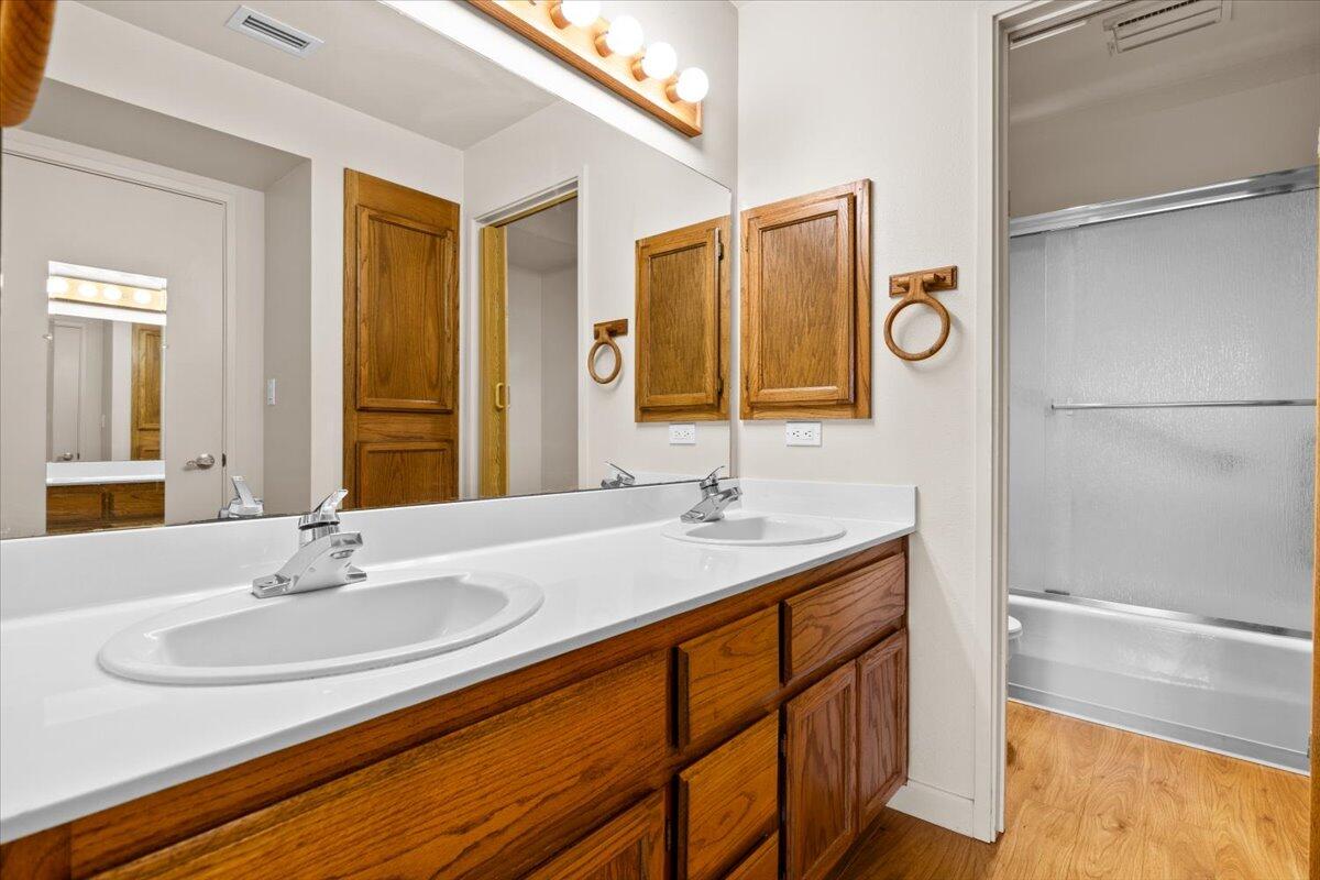 115 Rogue River Hwy Highway, 309