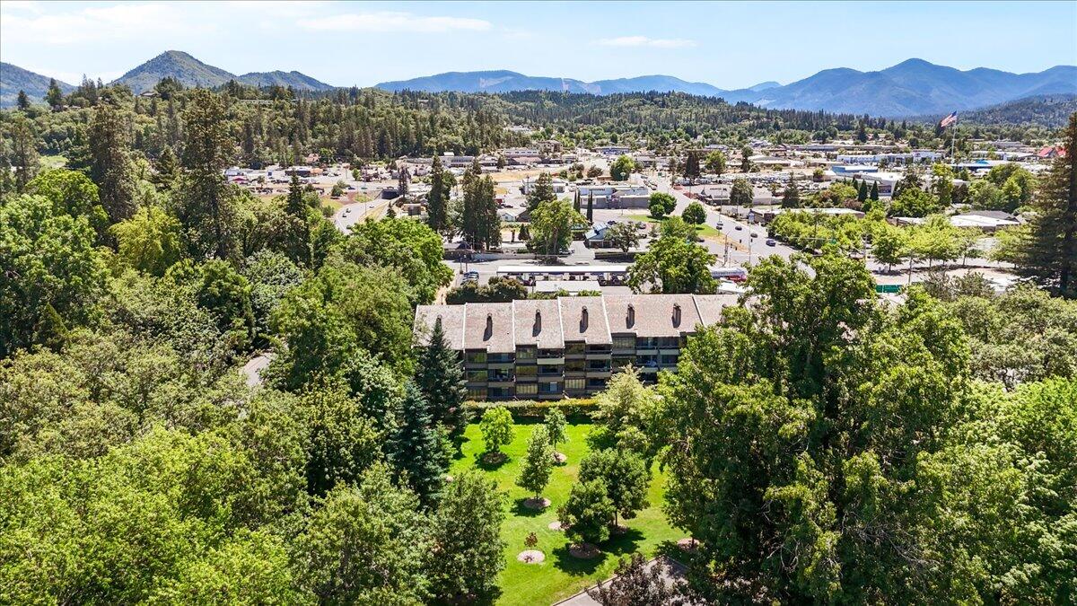 115 Rogue River Hwy Highway, 309