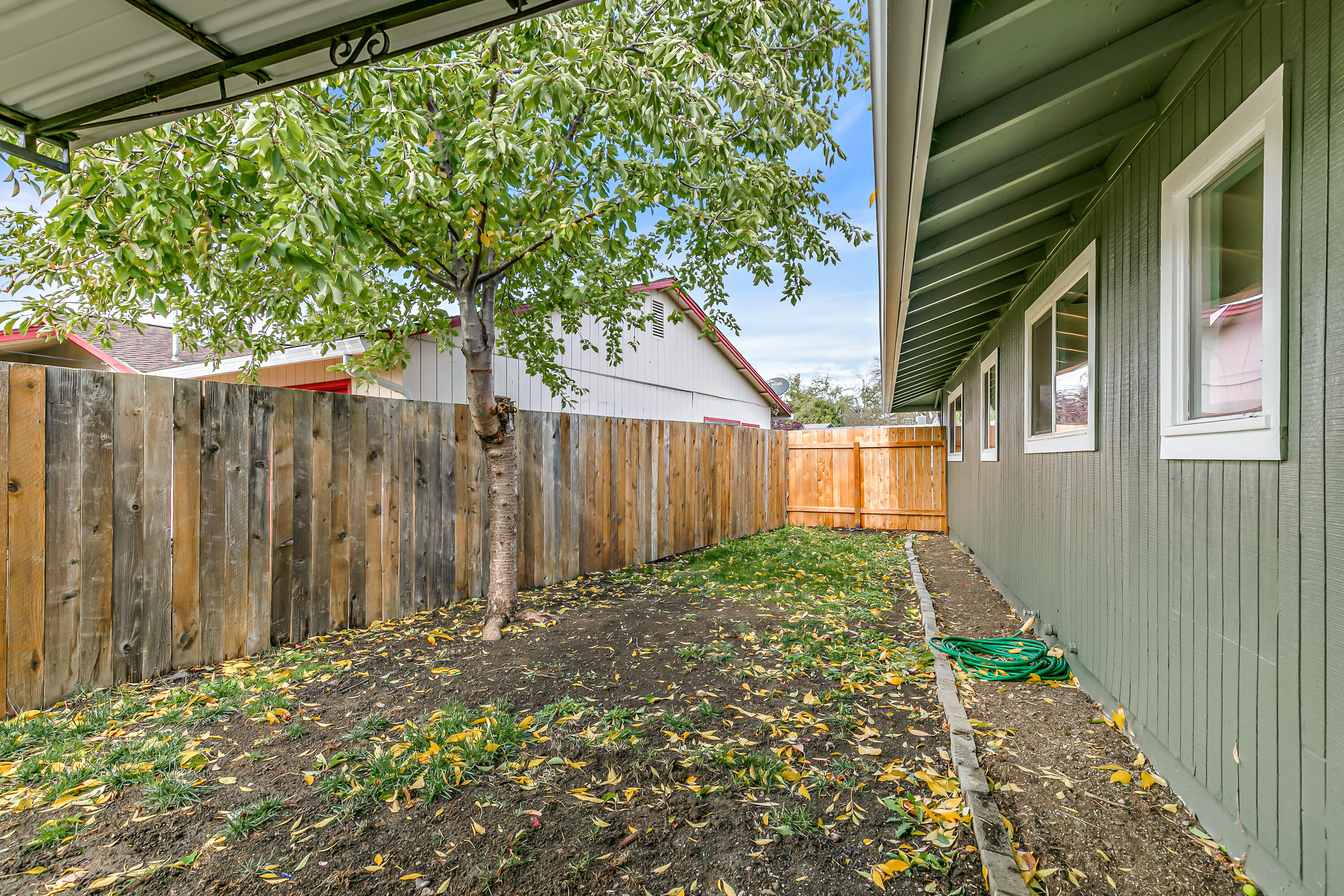 1724 Whitman Avenue