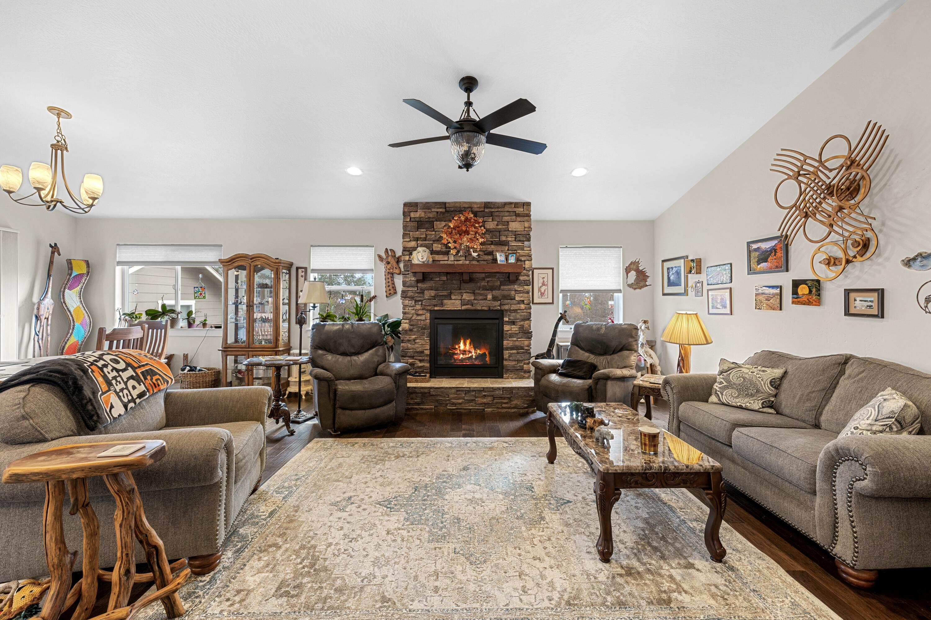 953 Providence Way