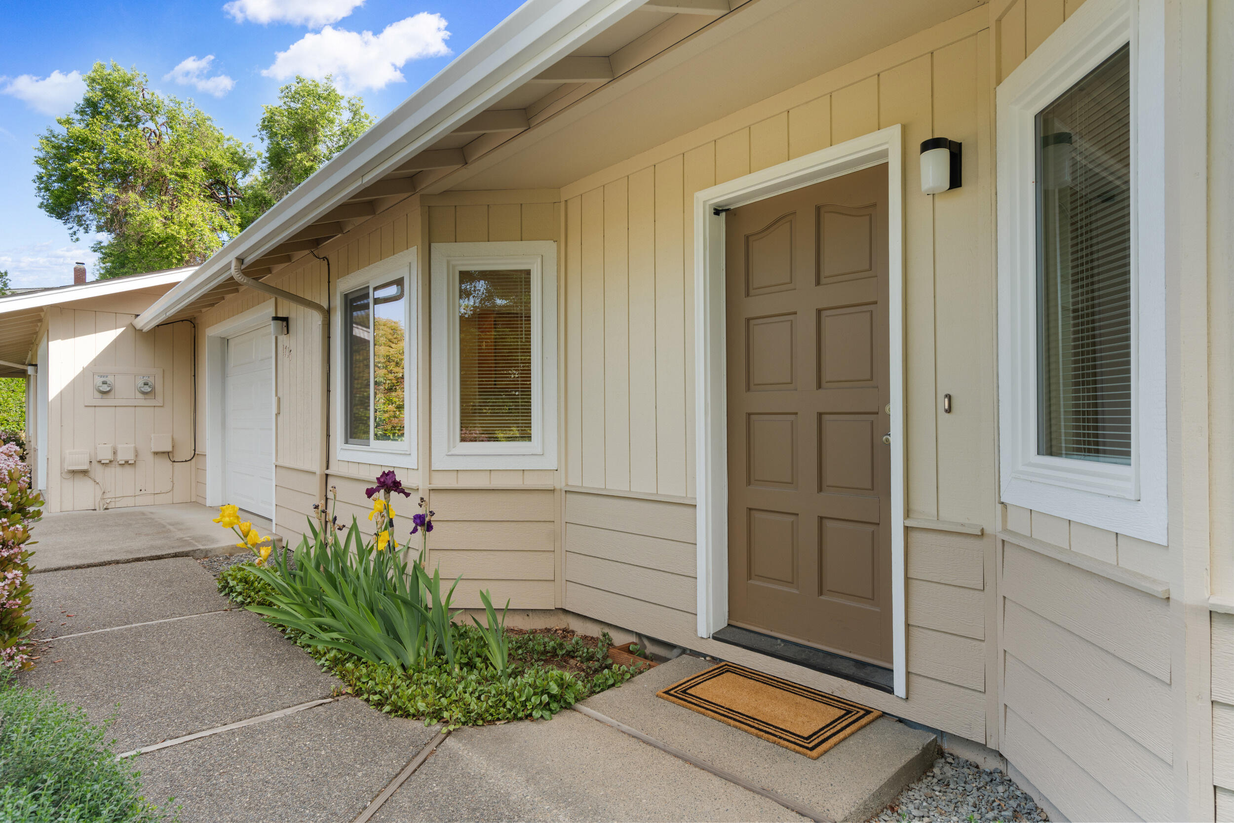 1701 NE Foothill Boulevard