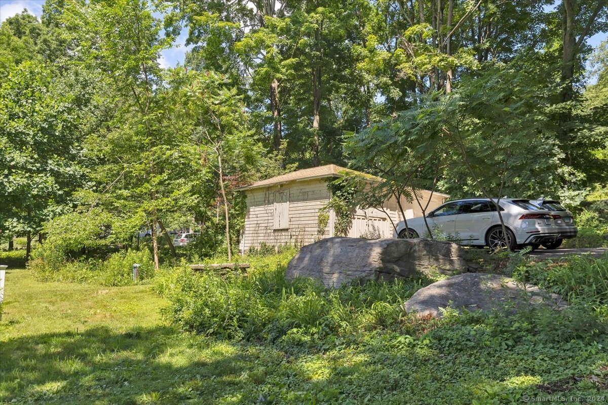 129 Woodland Road
