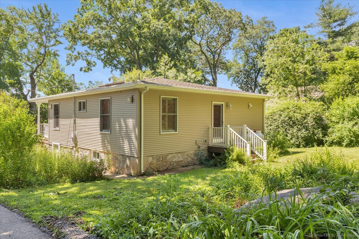 129 Woodland Road