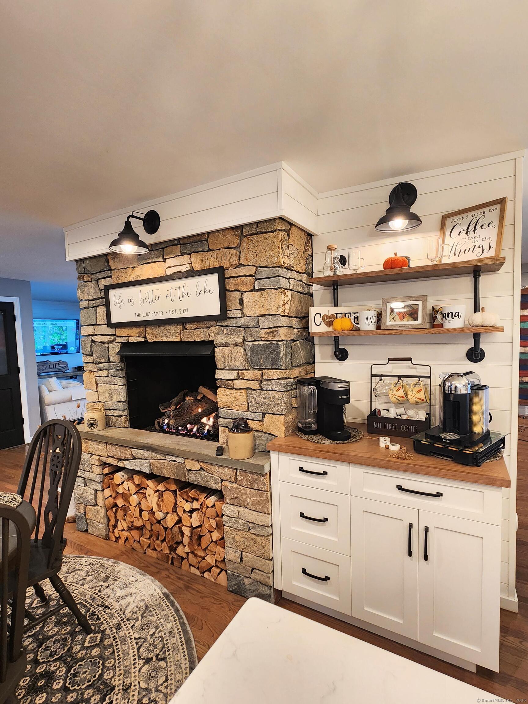 54 Avery Shores