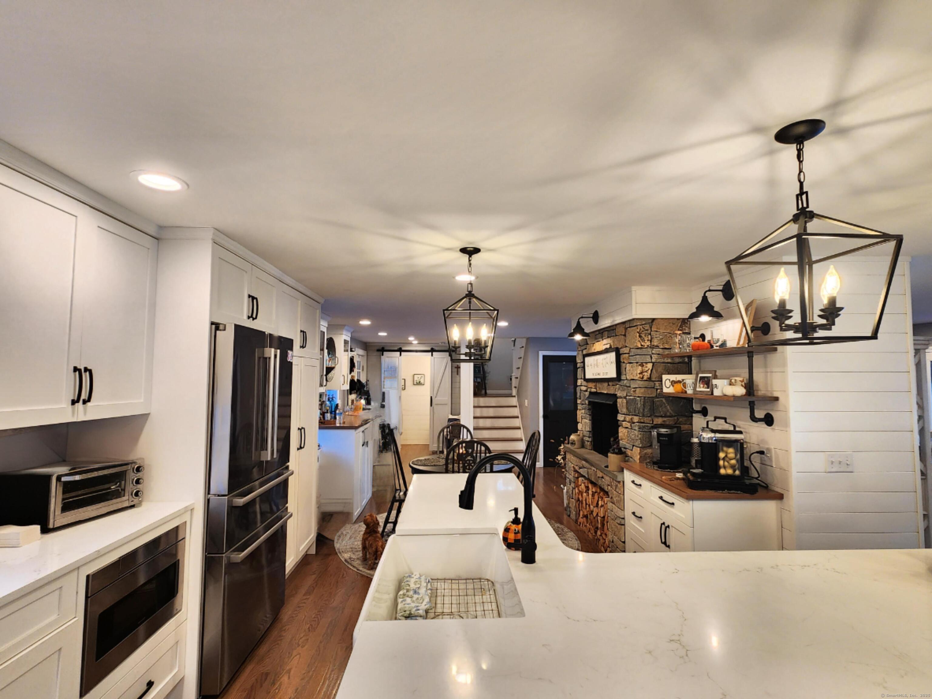 54 Avery Shores