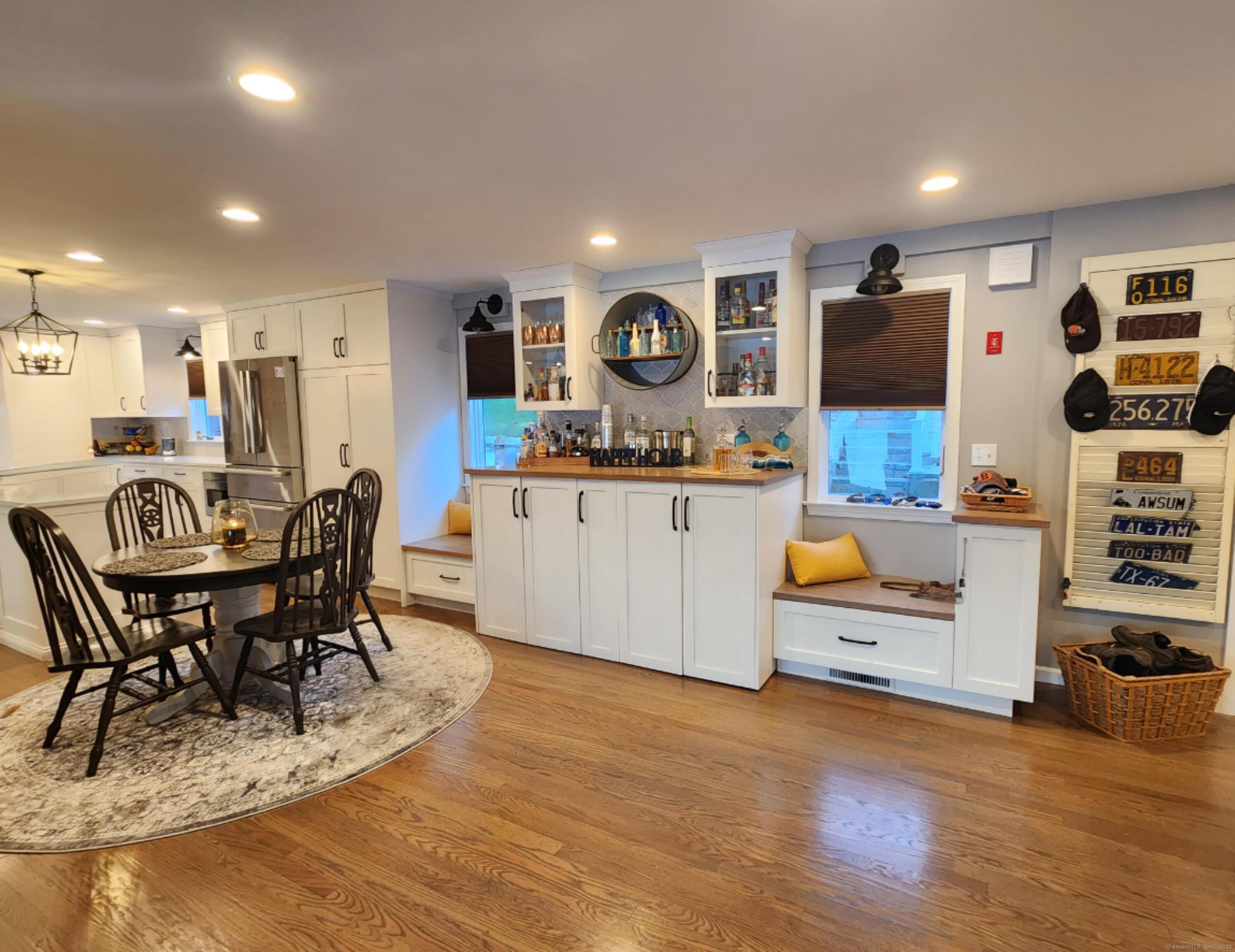 54 Avery Shores