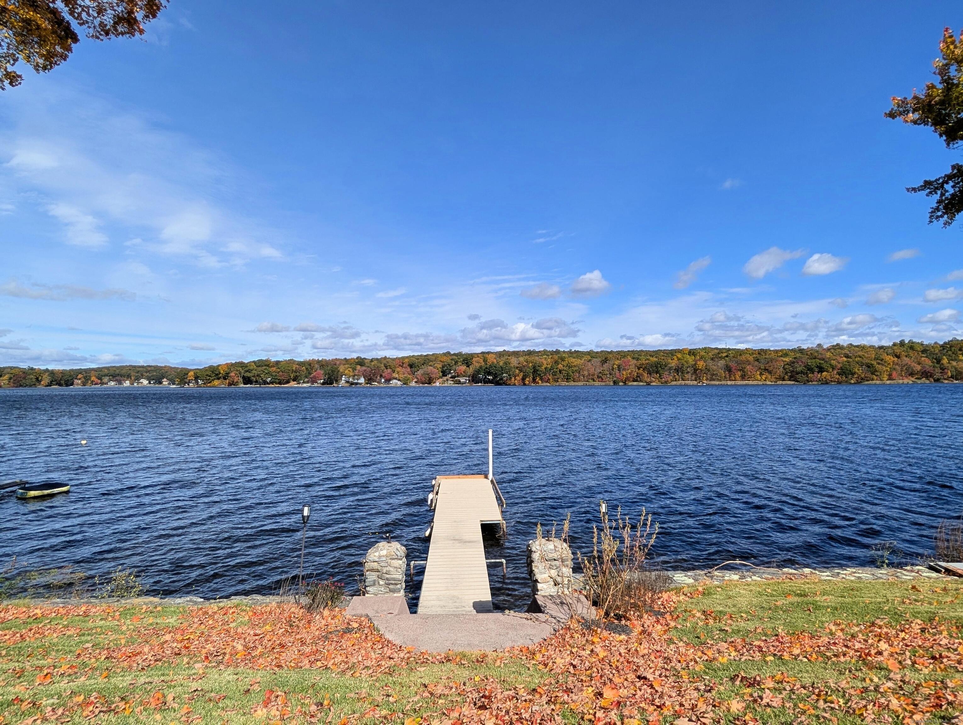 54 Avery Shores