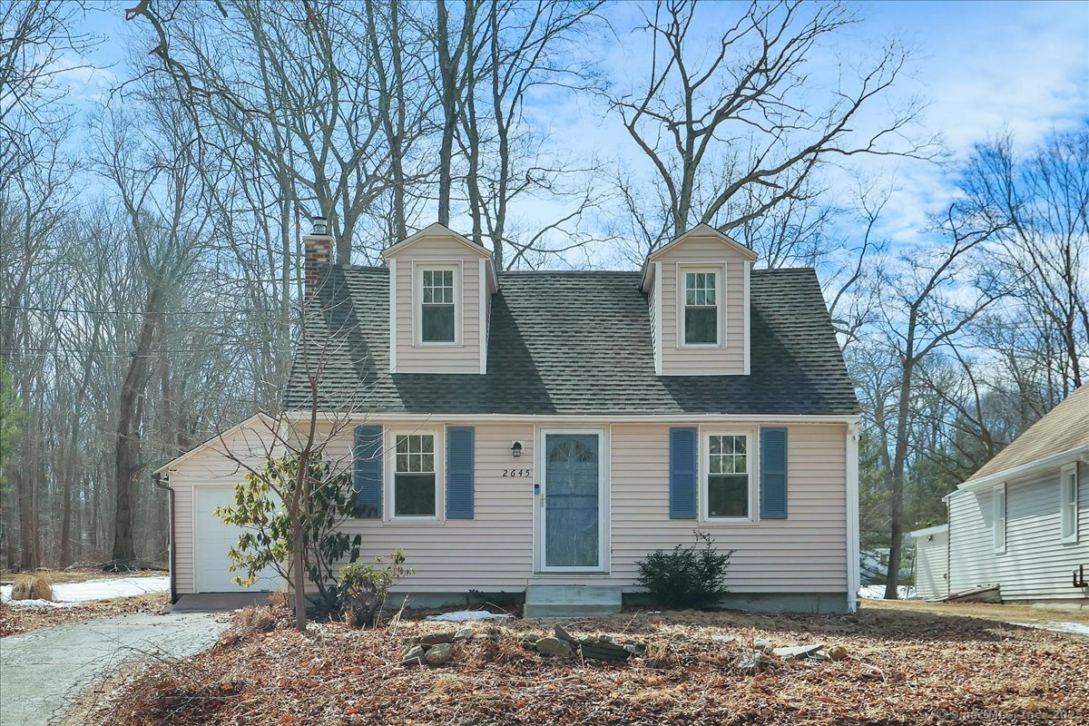 2645 Main Street