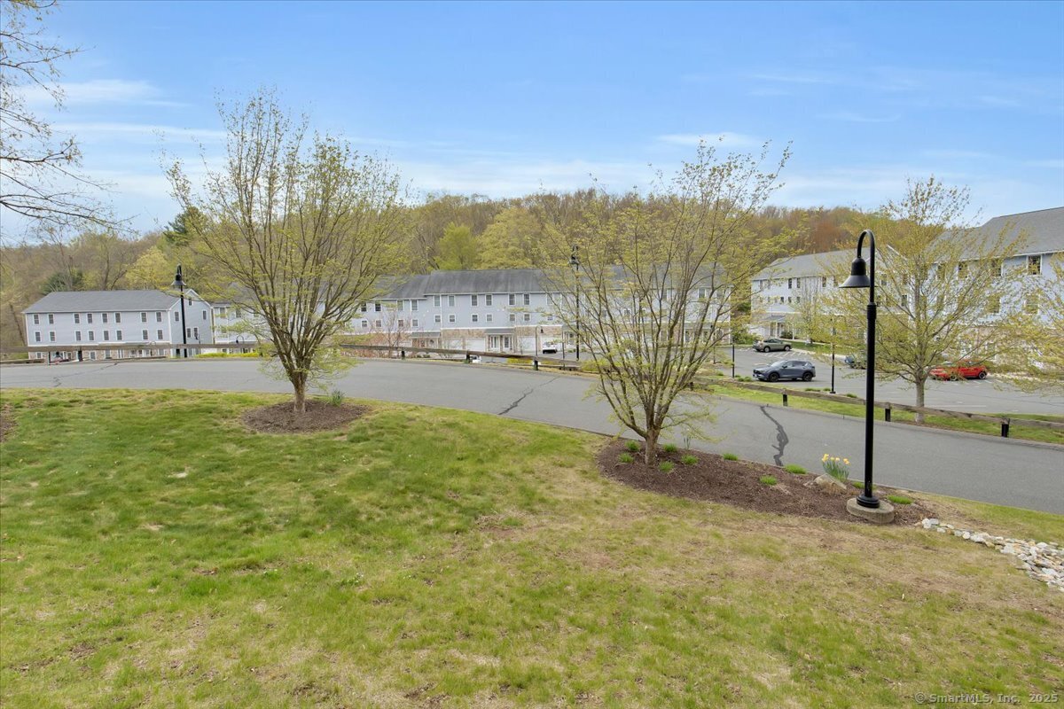28 Armstrong Road APT C18