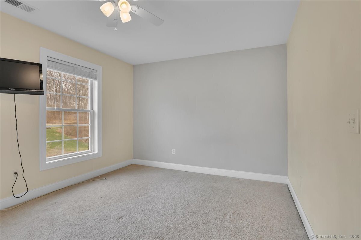 28 Armstrong Road APT C18