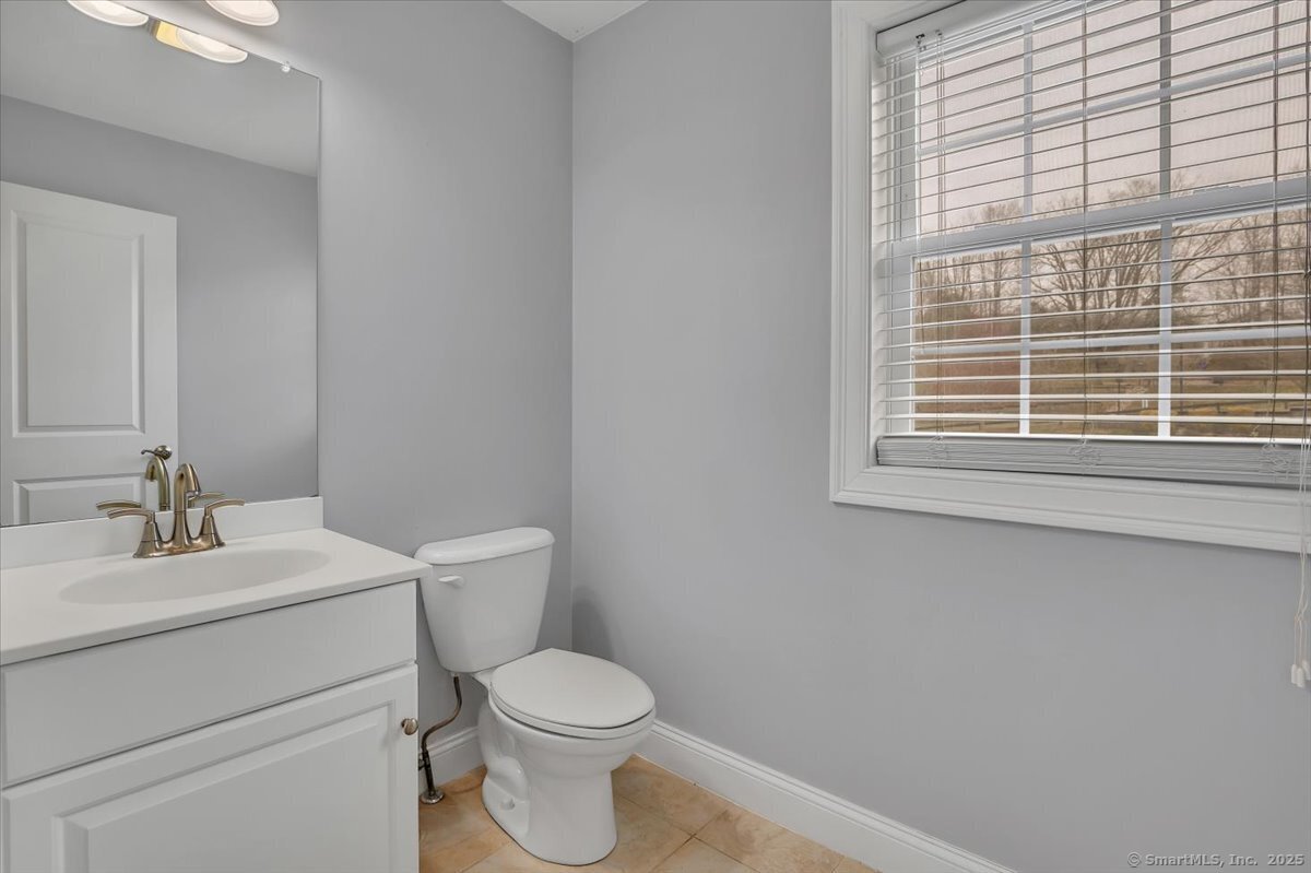 28 Armstrong Road APT C18