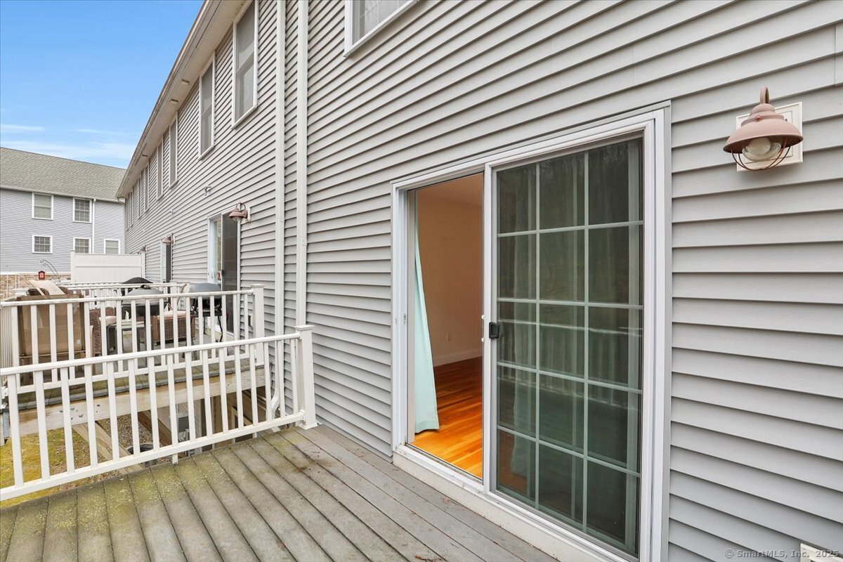 28 Armstrong Road APT C18