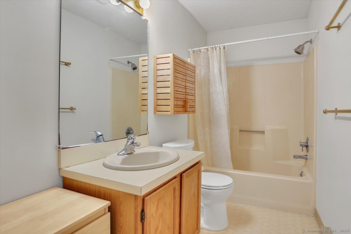 745 Merrow Road APT 159