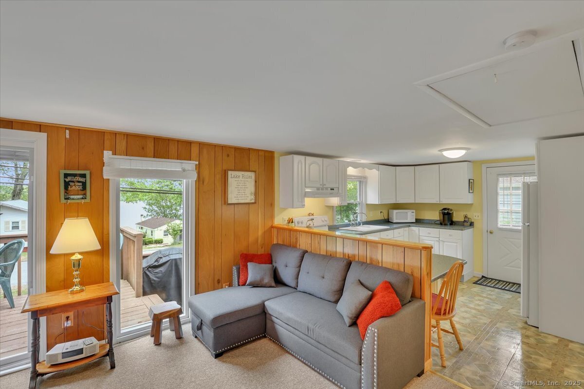 124 Deepwood Drive