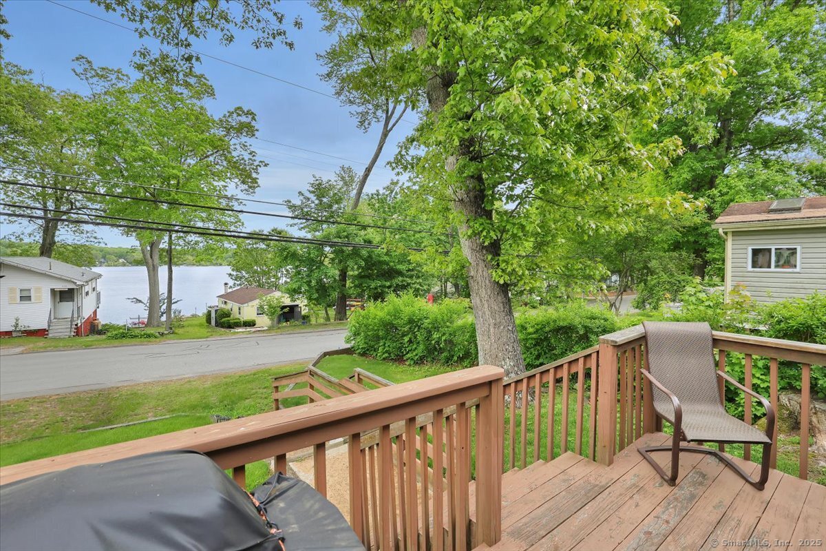 124 Deepwood Drive