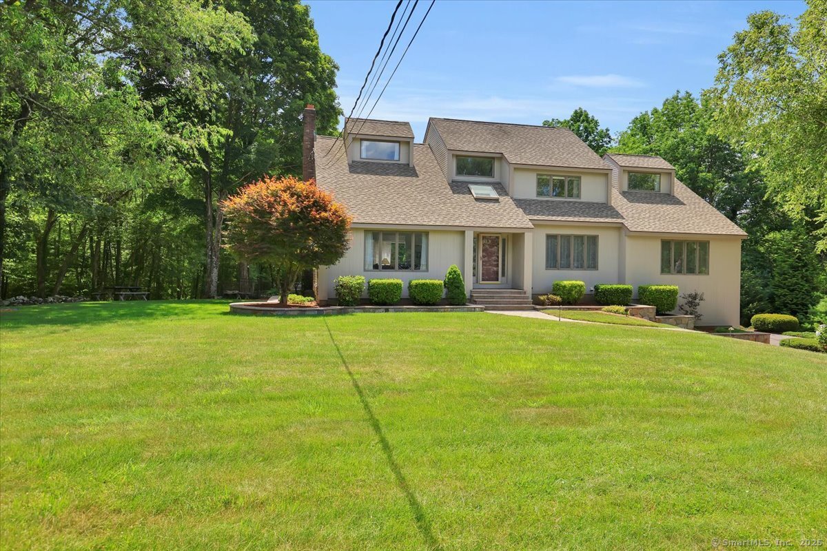 1121 Merrow Road