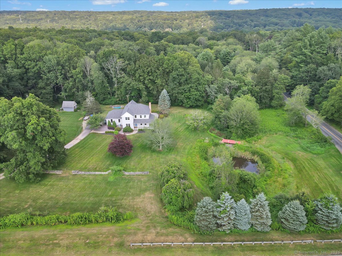 12 North Farms Road