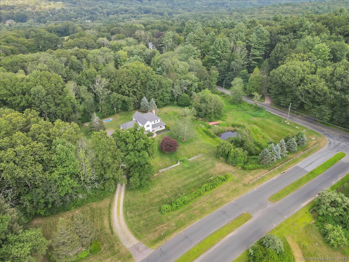 12 North Farms Road