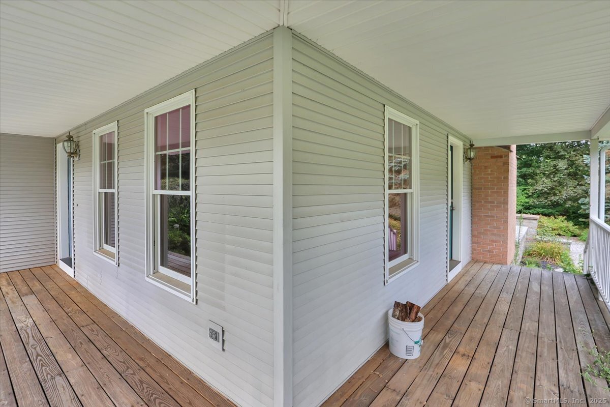 12 North Farms Road