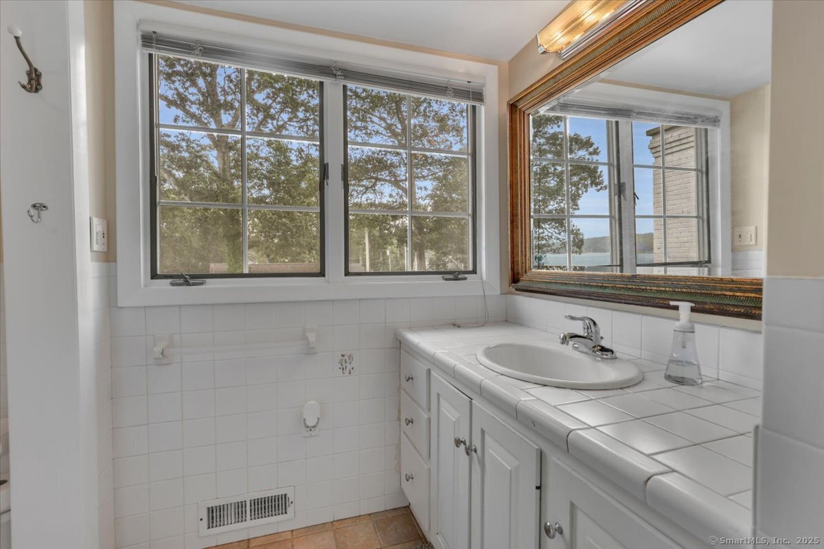 59 Shore Drive