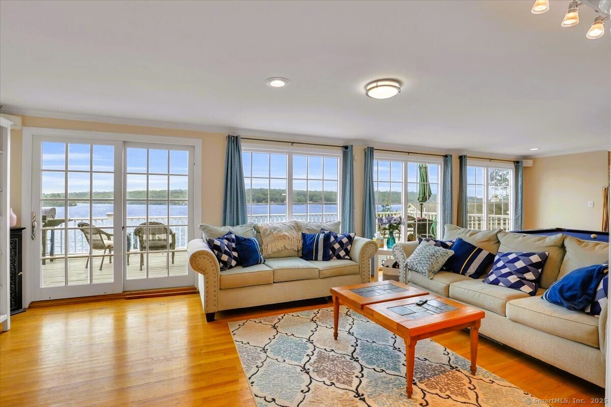 59 Shore Drive