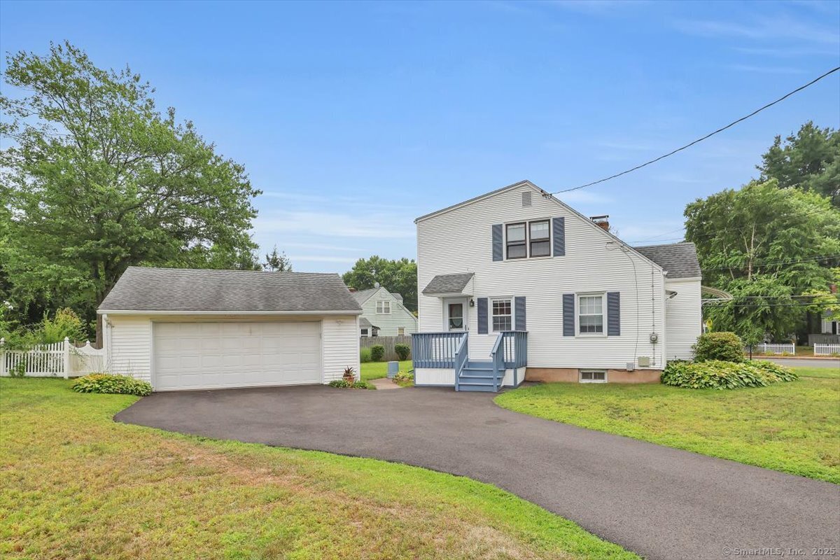 4 Flint Drive