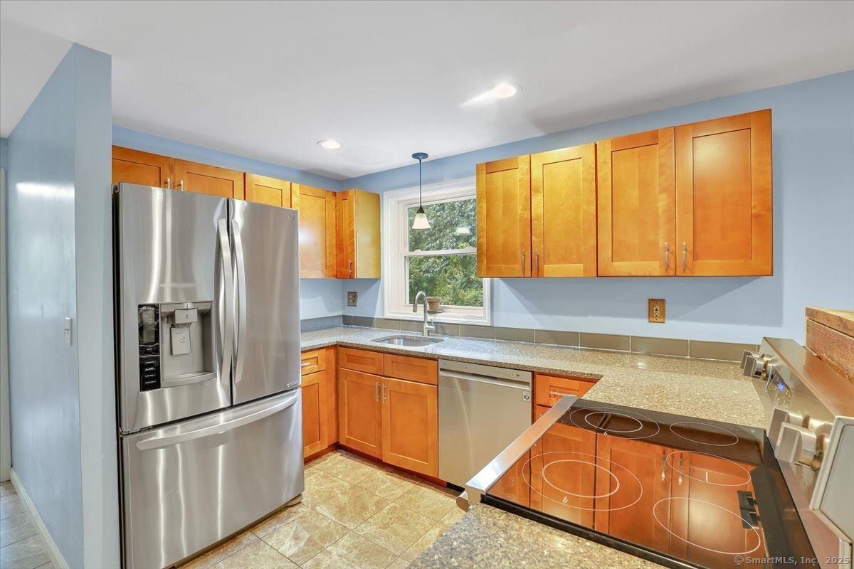 40 Old Tolland Turnpike