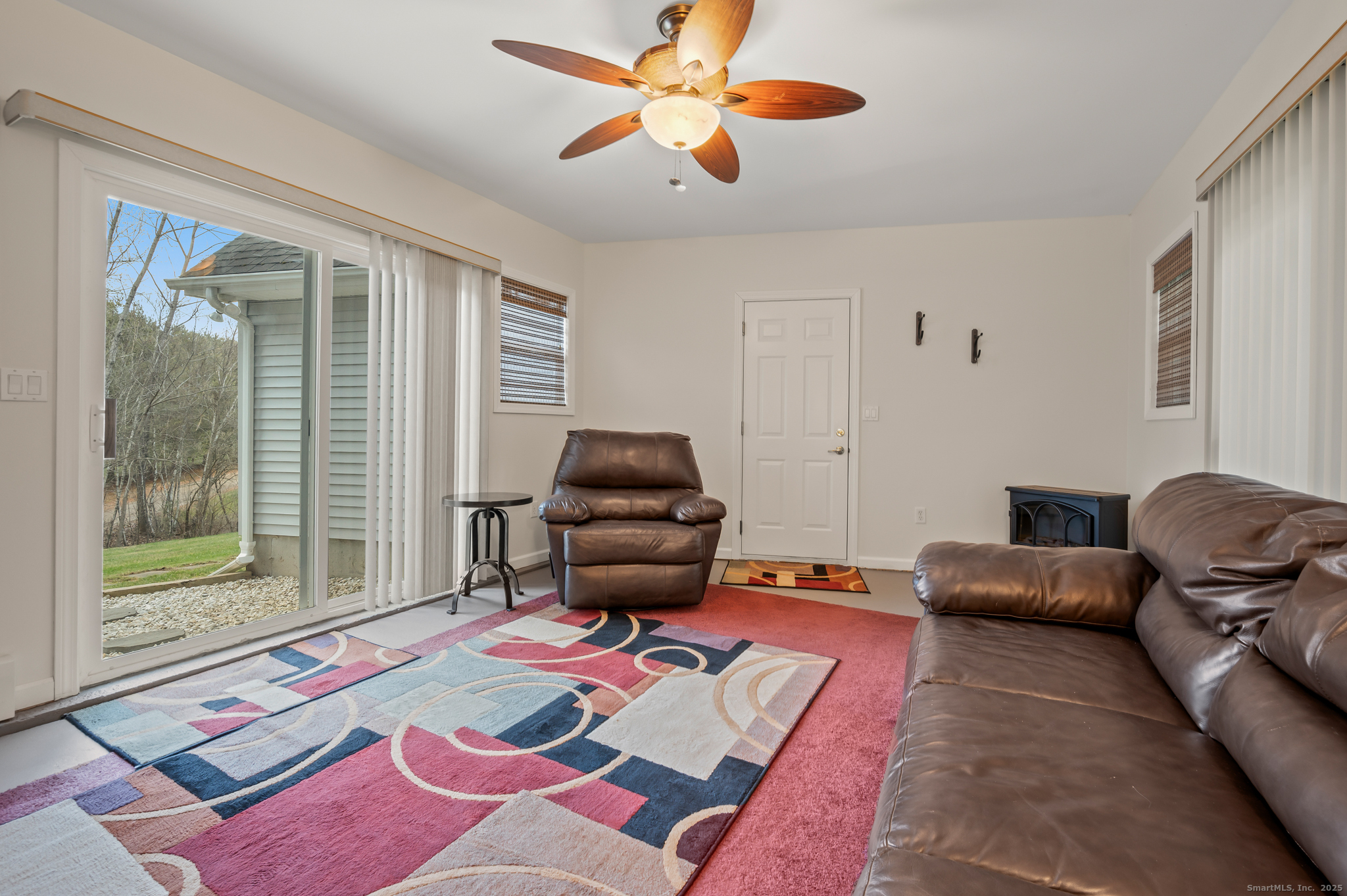 1295 North River Road