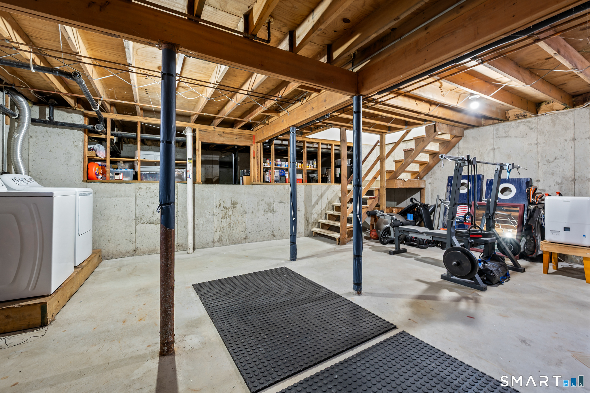 146 Lakeside Drive