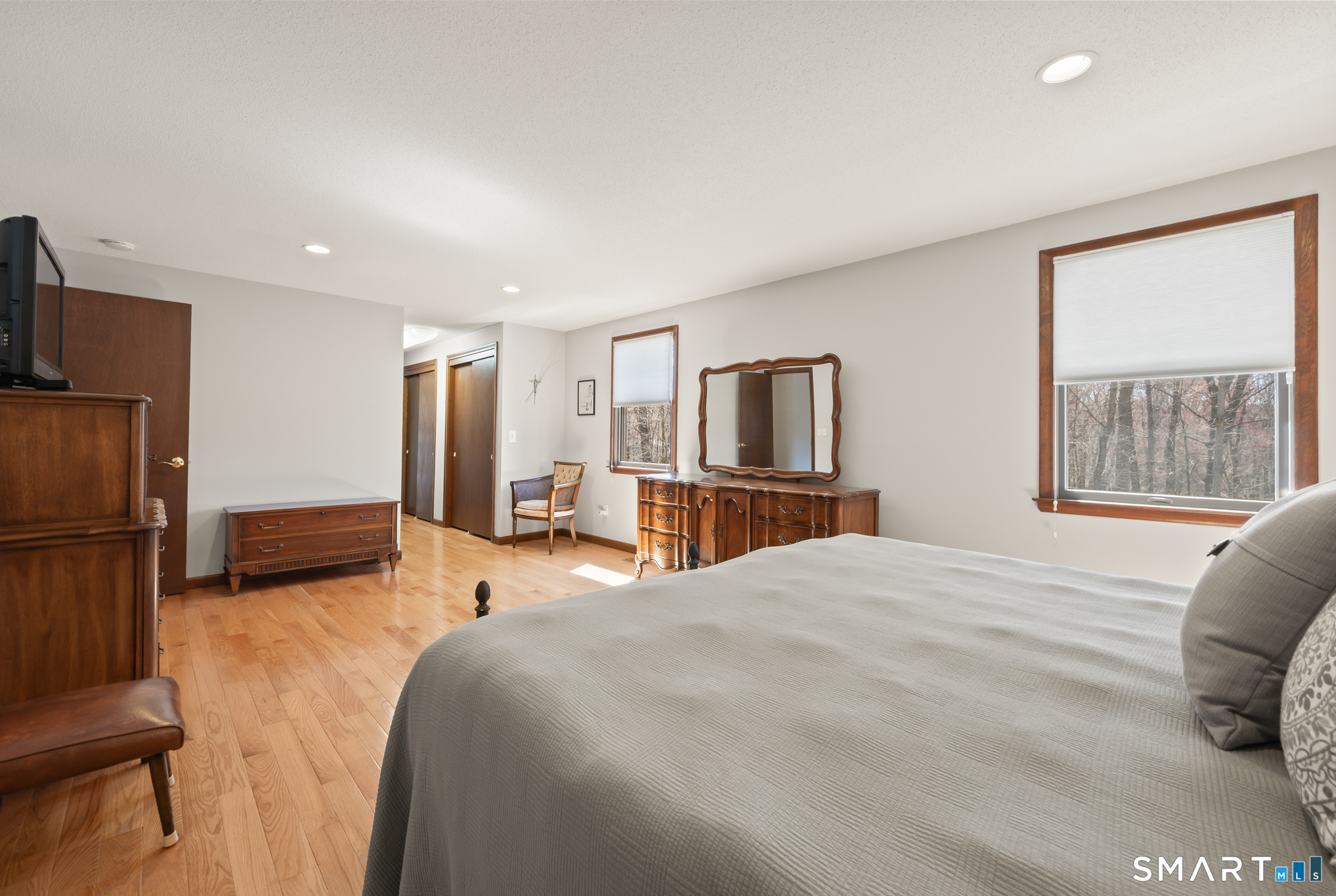 11 Hickory Hill