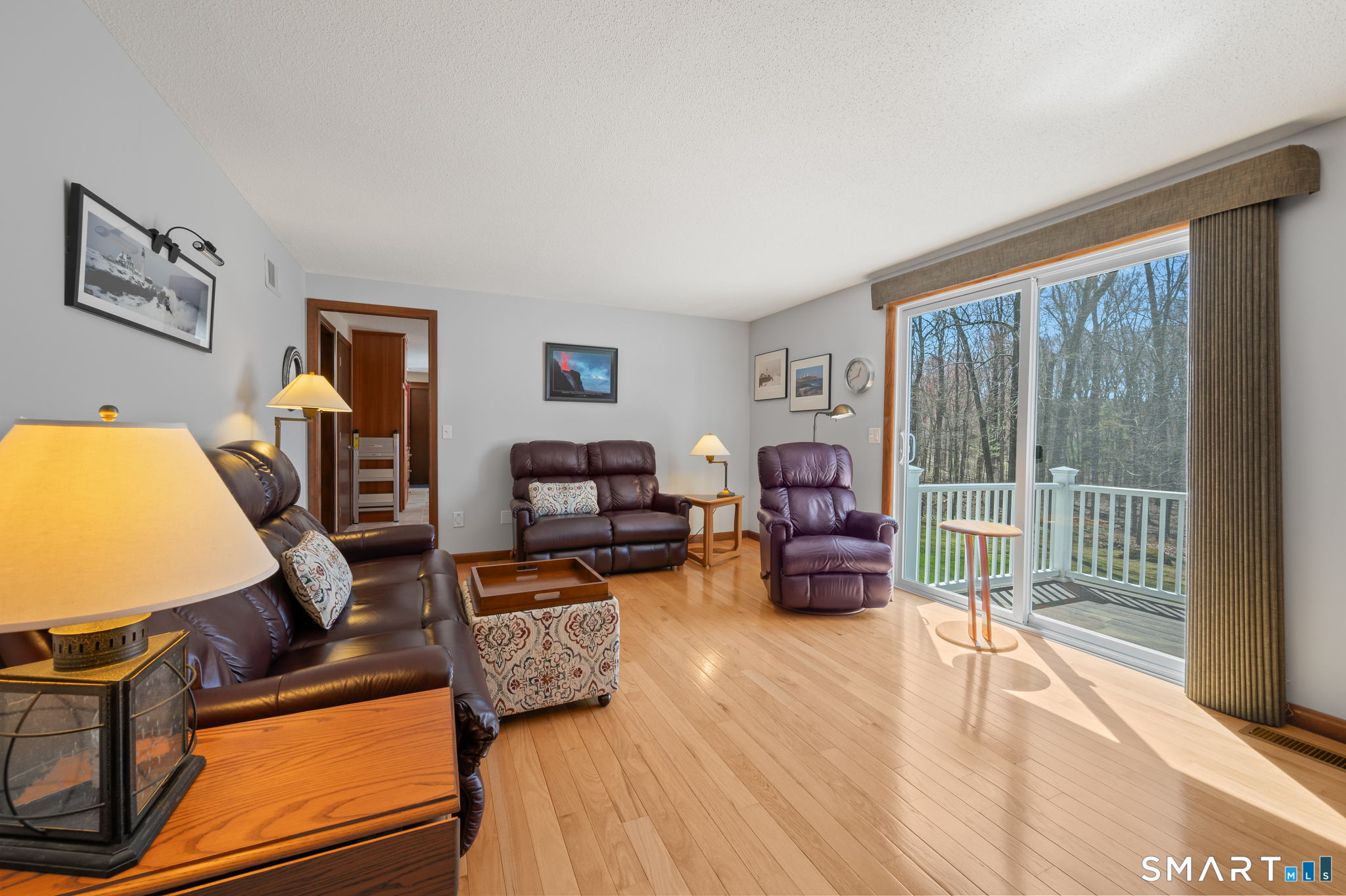 11 Hickory Hill