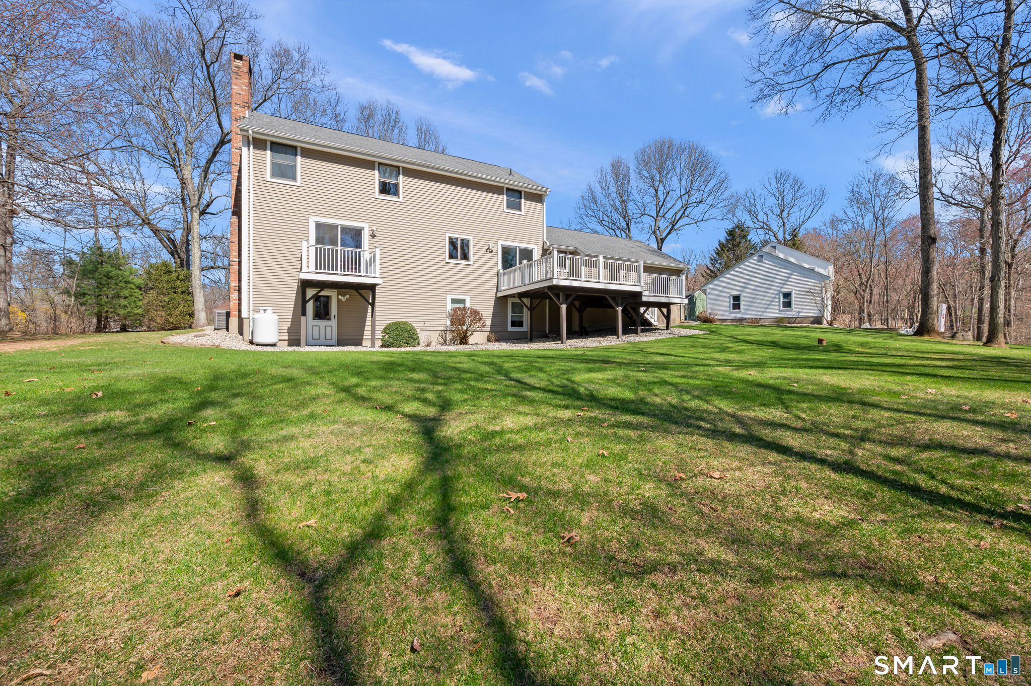 11 Hickory Hill