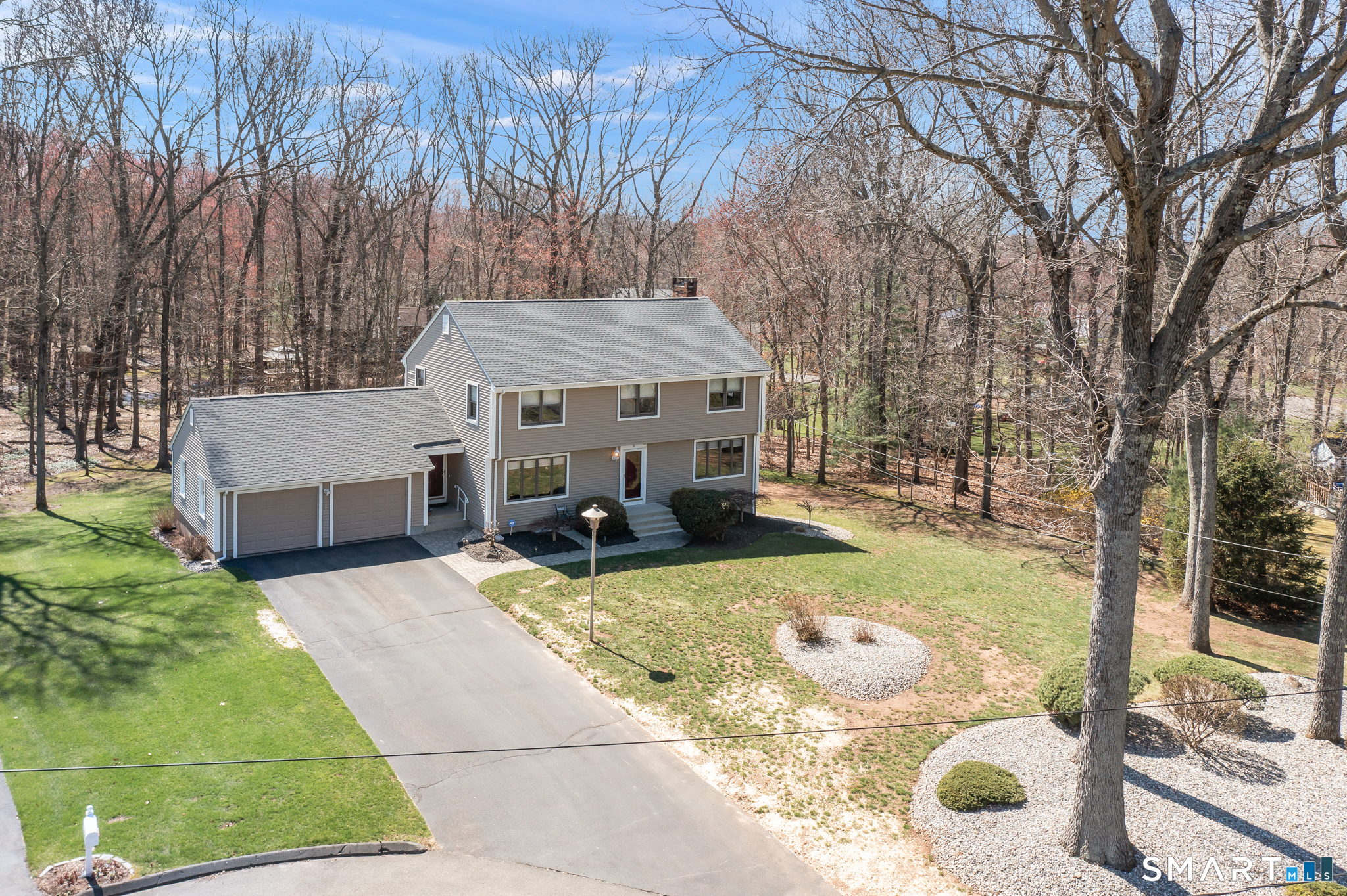 11 Hickory Hill
