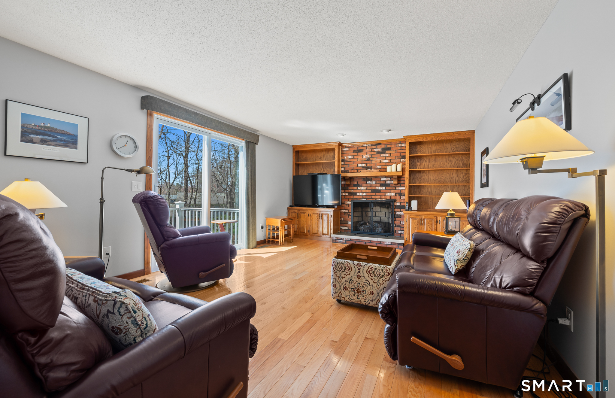 11 Hickory Hill