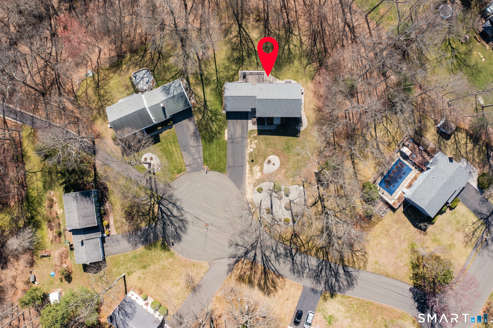 11 Hickory Hill