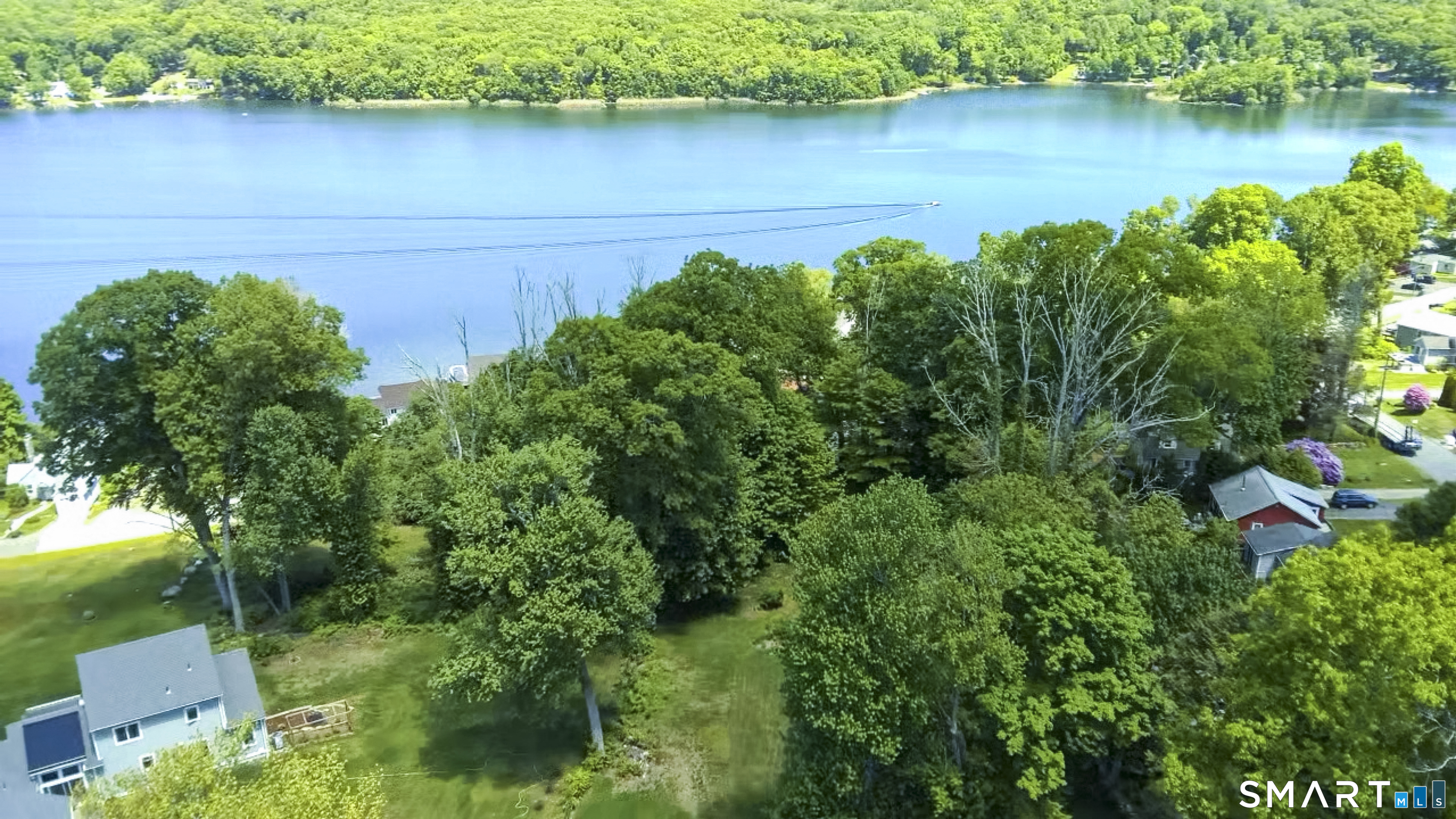 5 Avery Shores