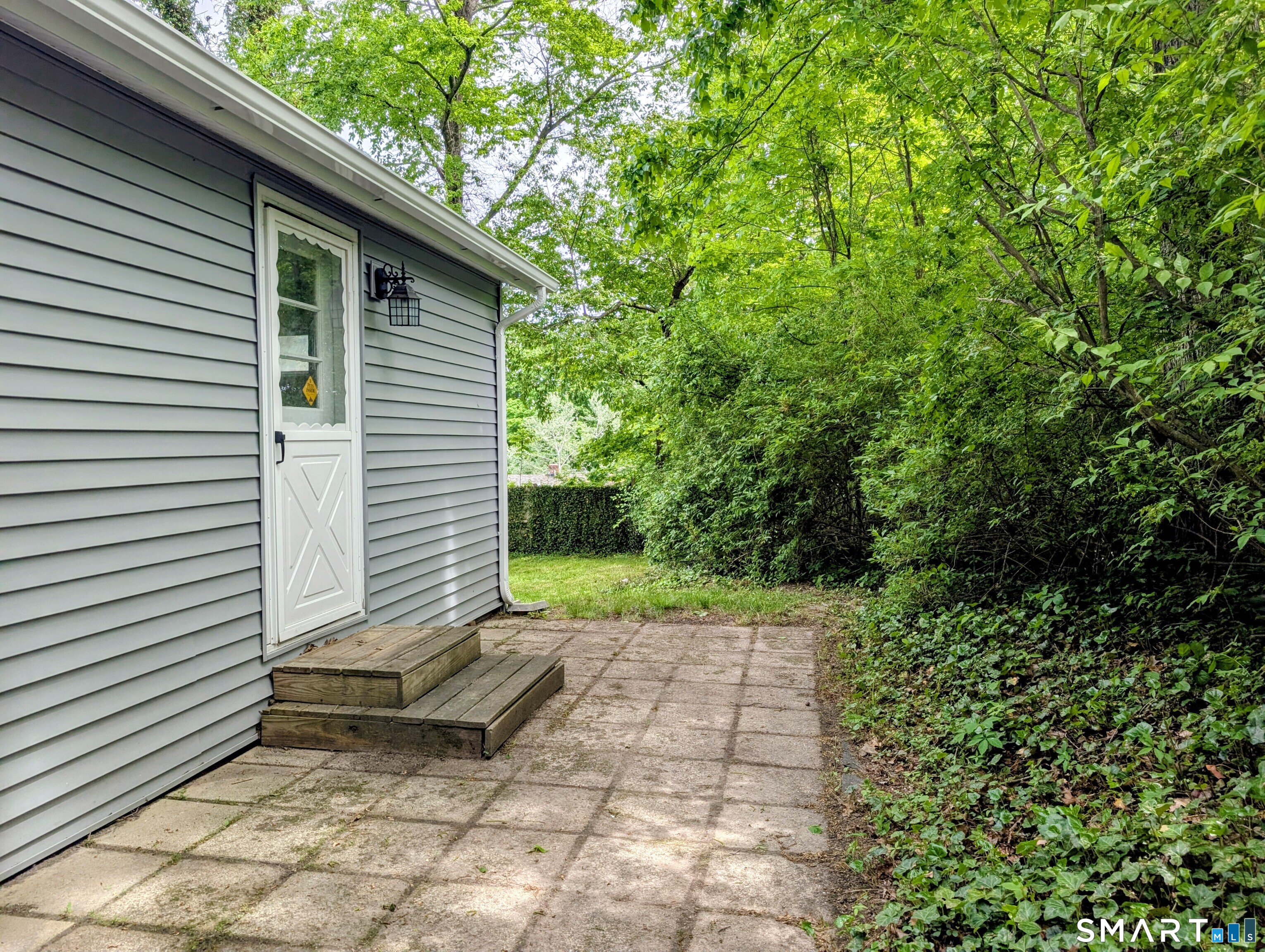 173 Daly Road