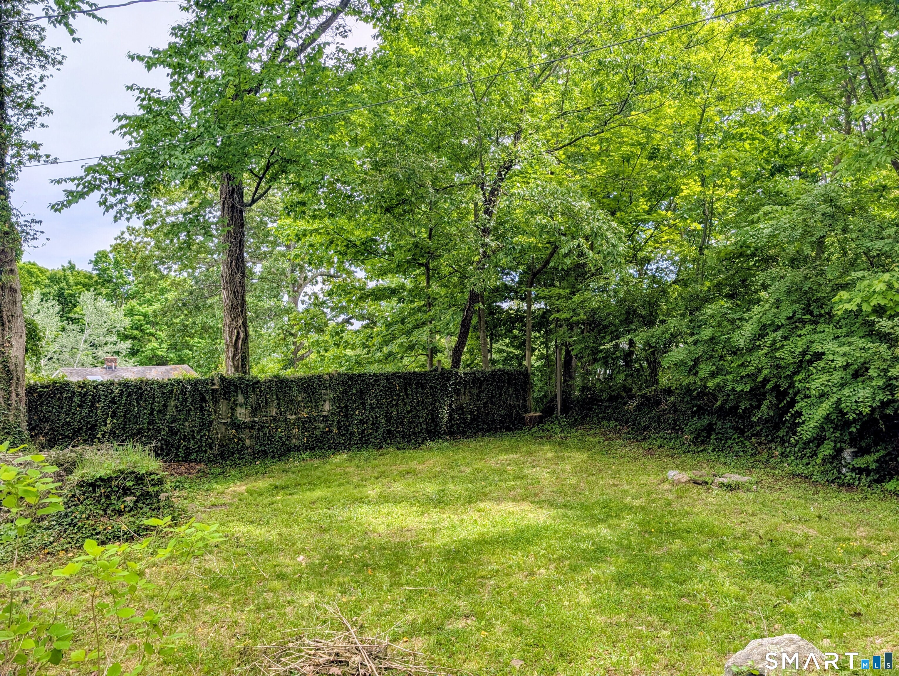173 Daly Road