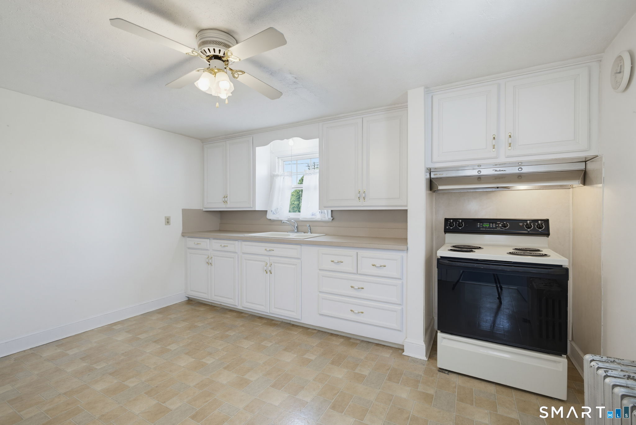417 Hartford Road