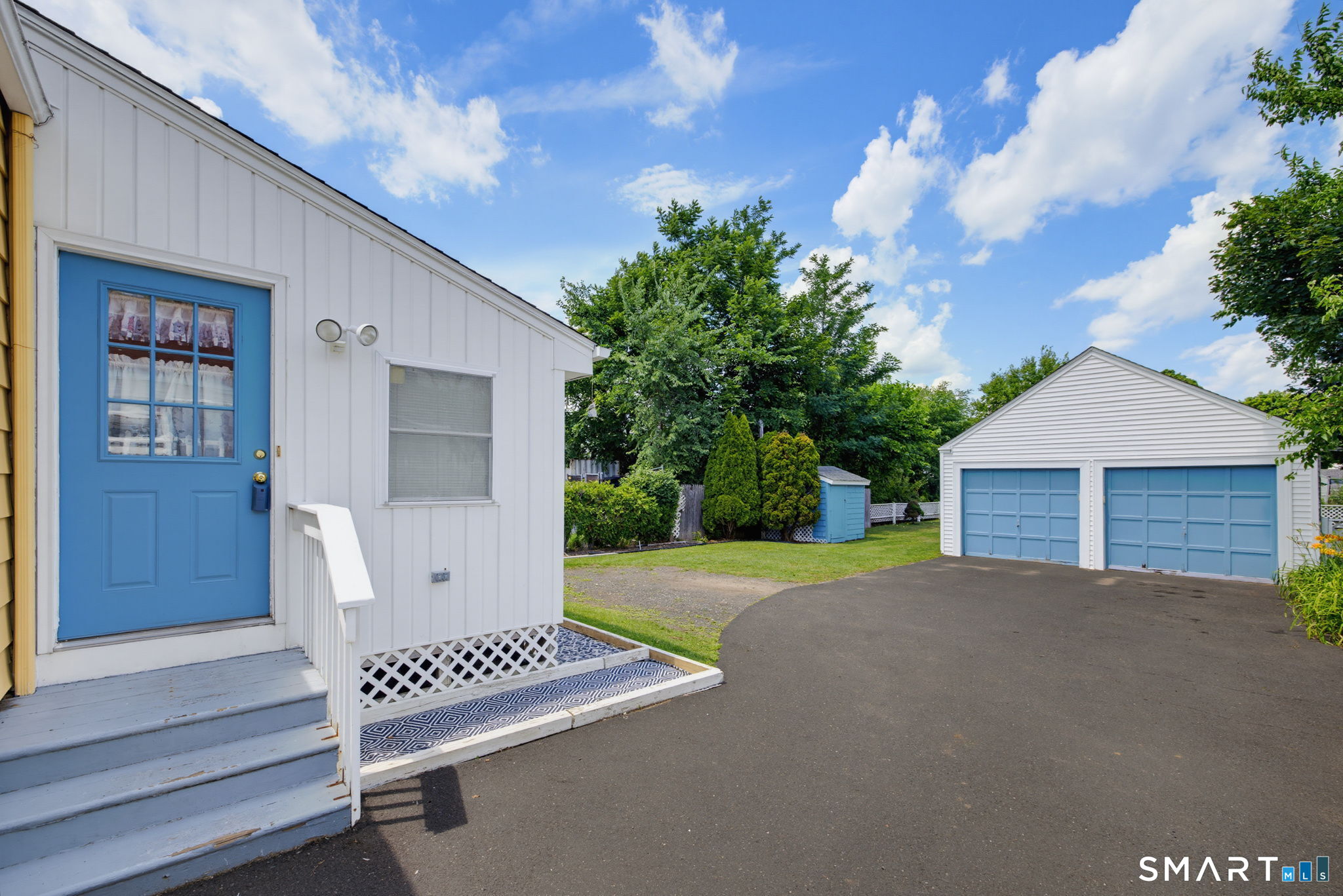 417 Hartford Road