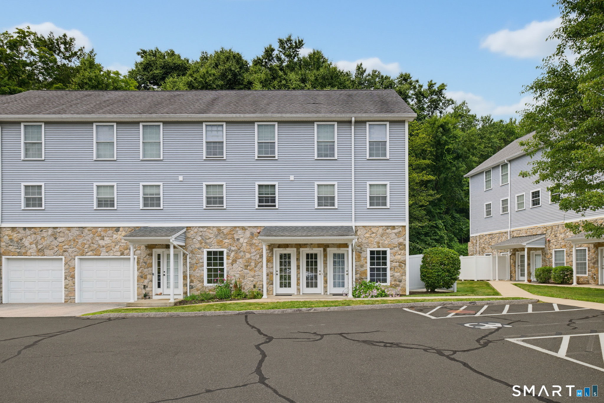 28 Armstrong Road Unit: C15