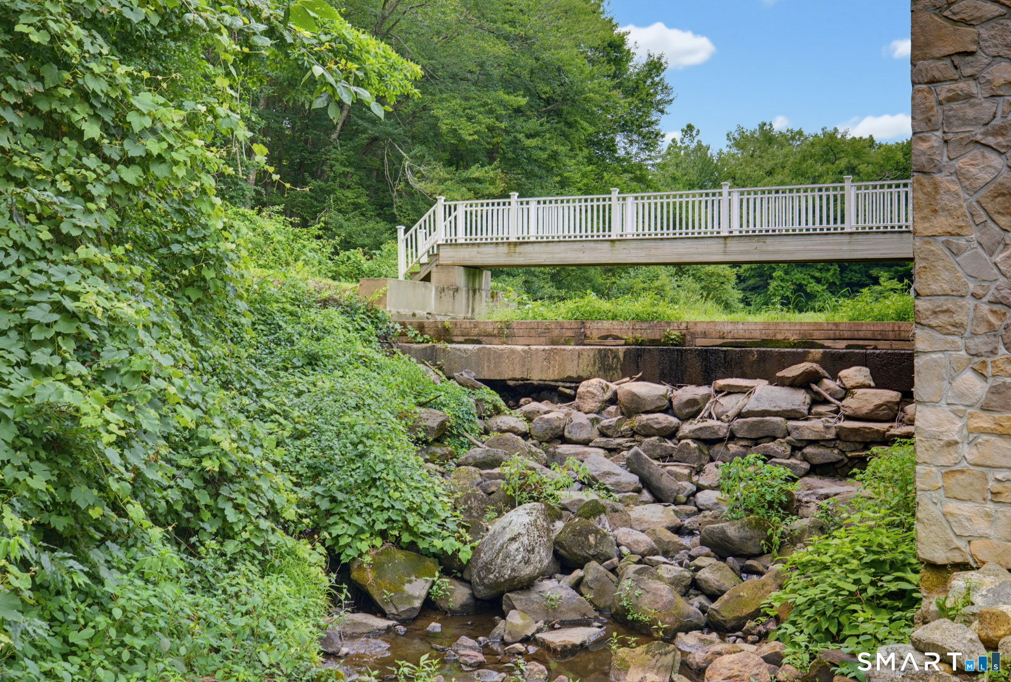 28 Armstrong Road Unit: C15