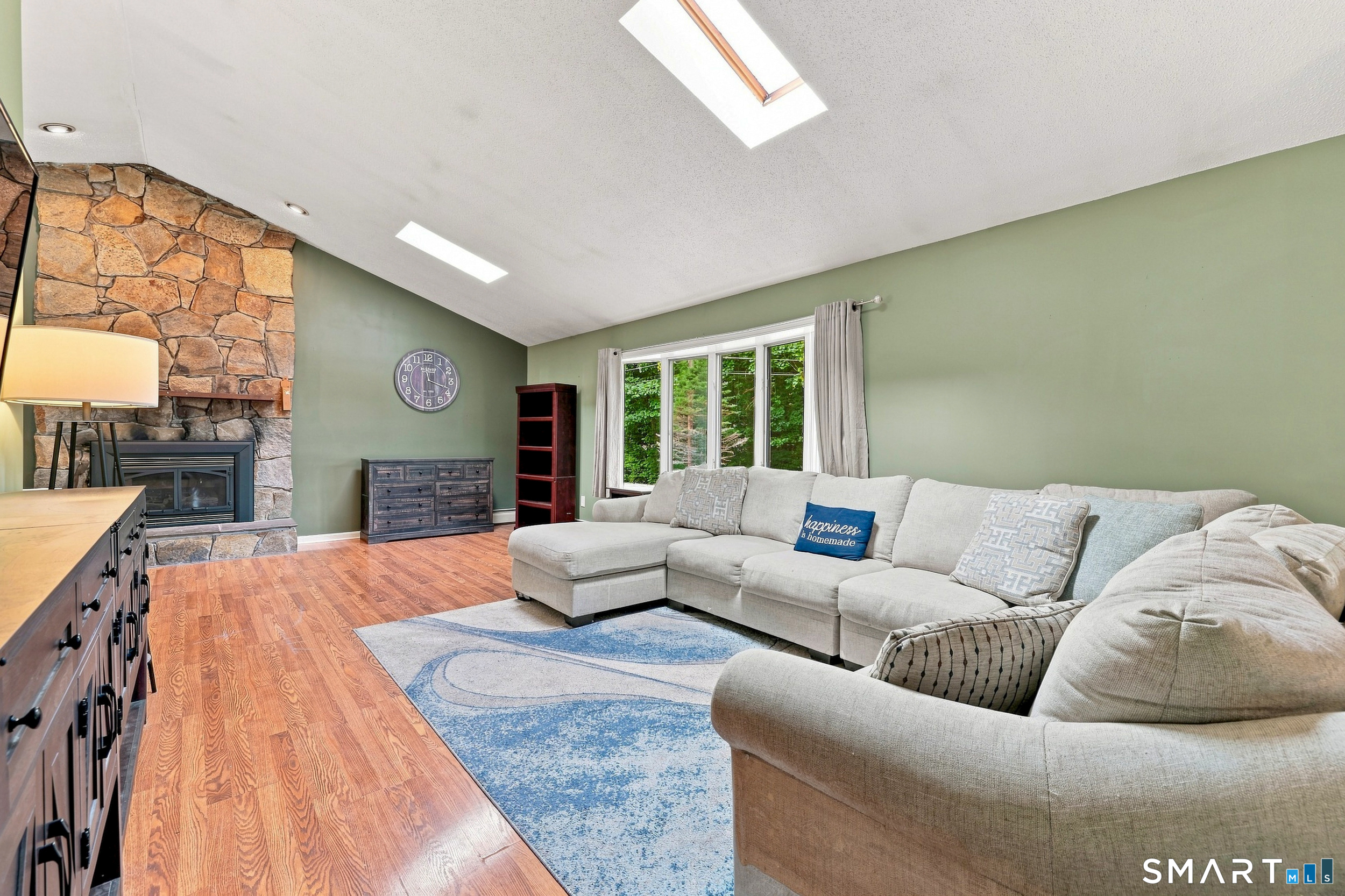 23 Knollwood Trail